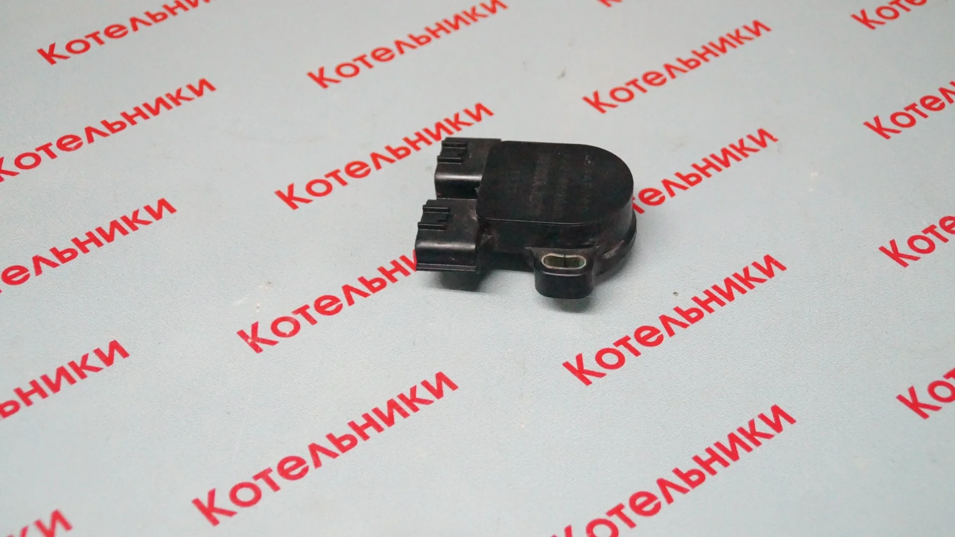 Nissan 22620-2J200 Датчик положения дросселя - миниатюра 2