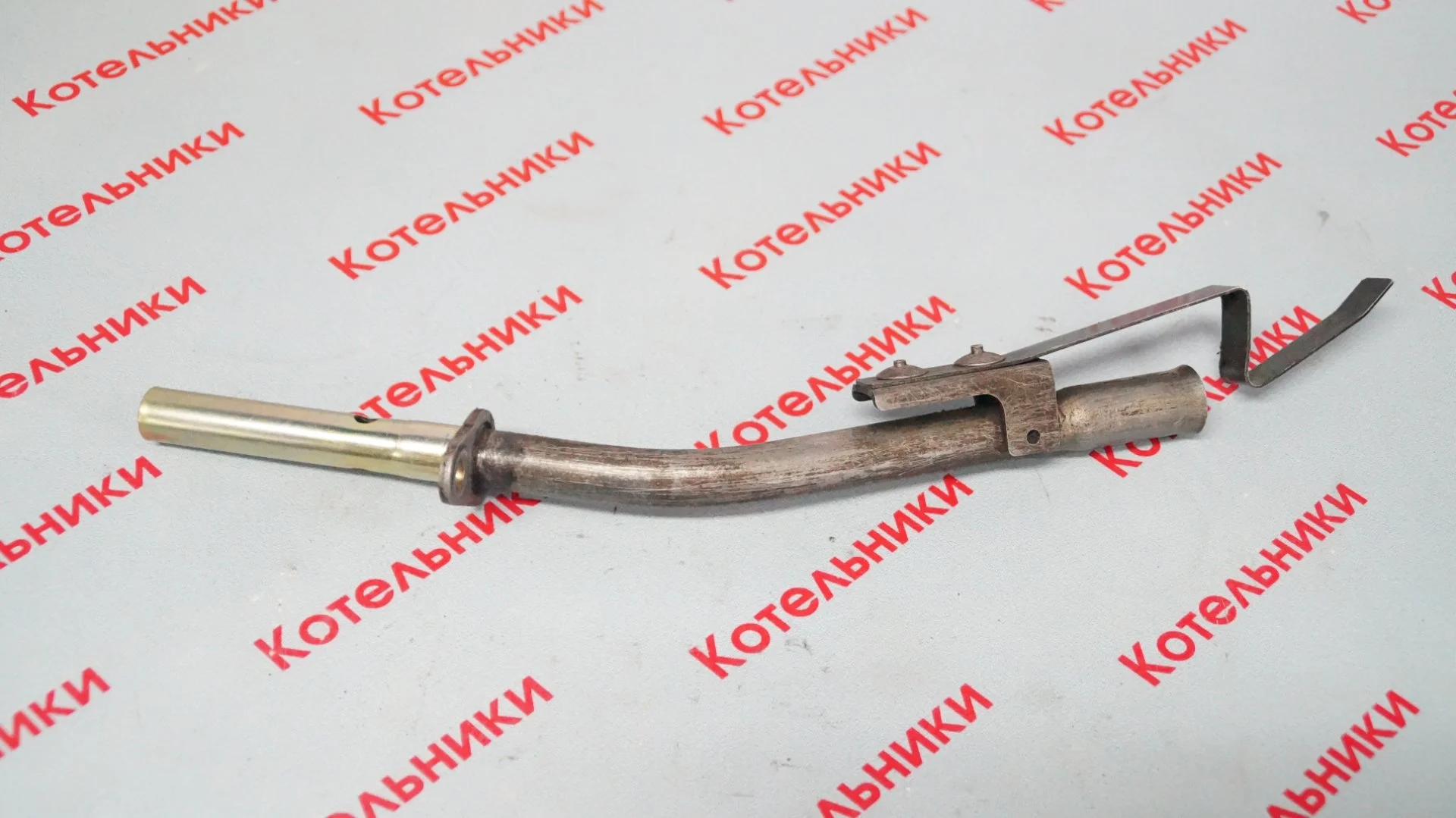 Nissan 31080-5U000 Направляющая щупа - изображение 1