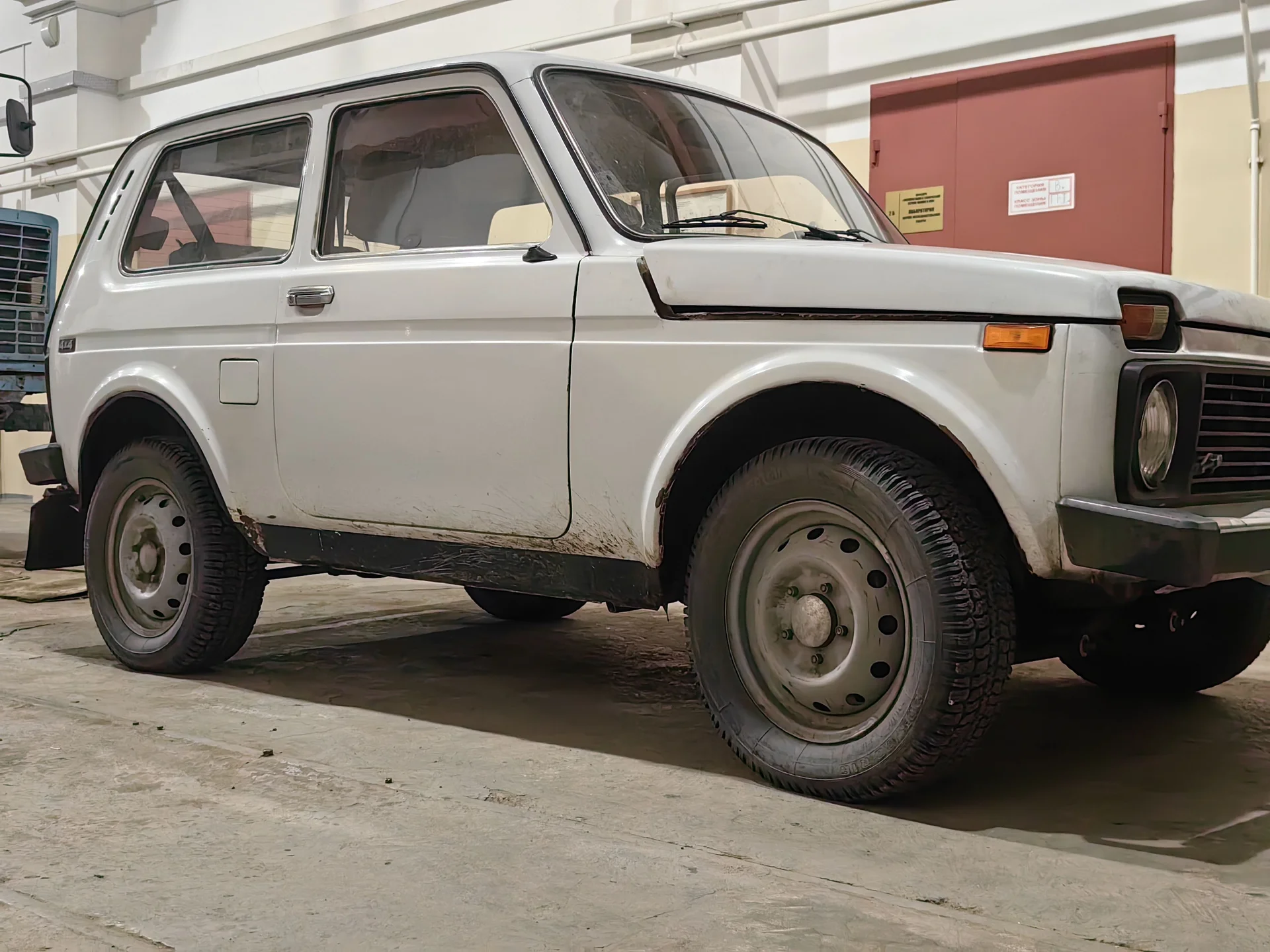 диски нива с резиной kama flame 205/70 r16 - изображение 1