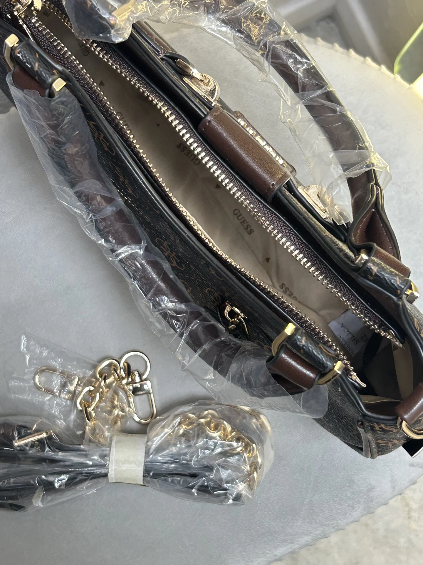 Женская сумка Guess - миниатюра 3