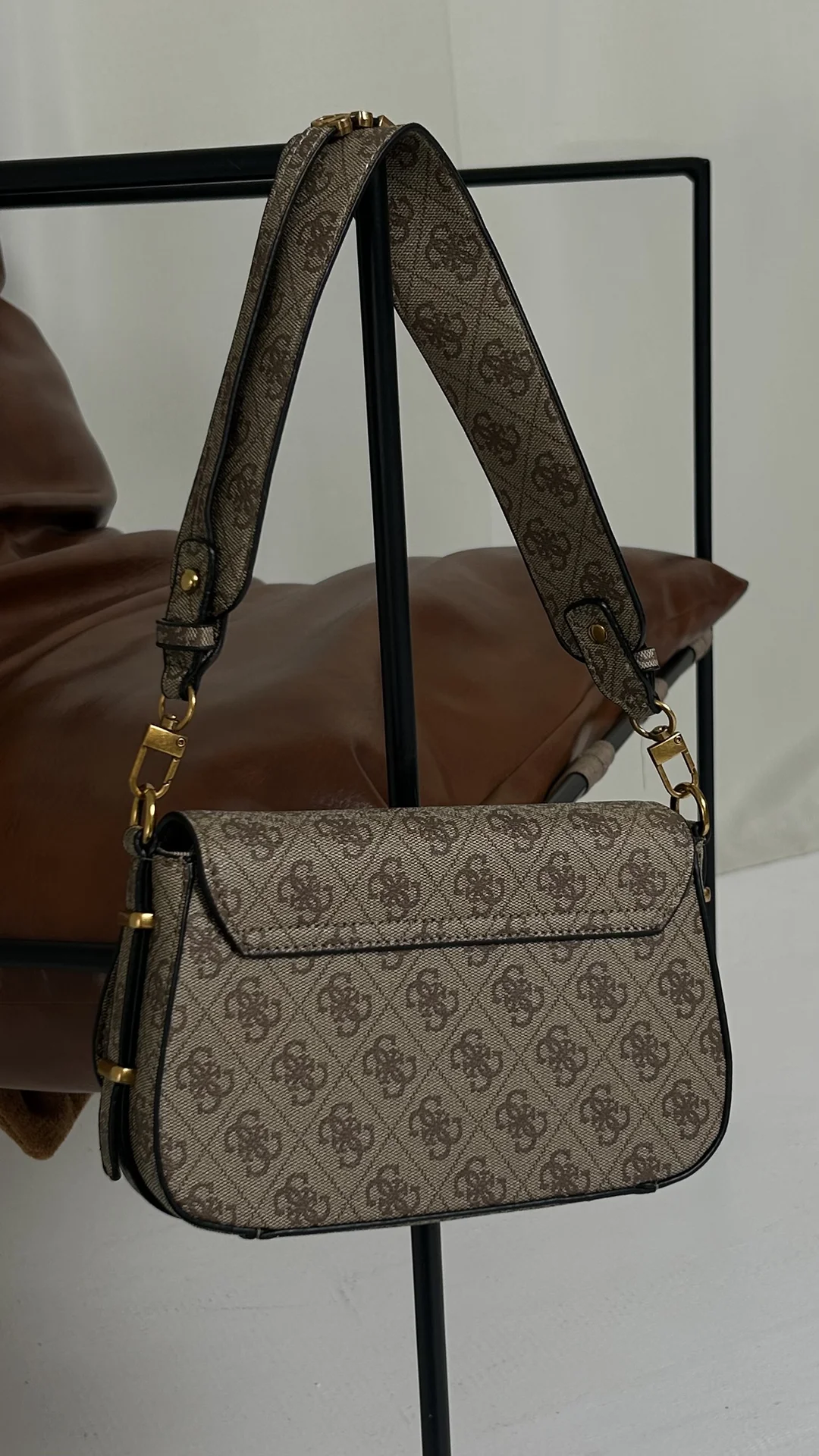 сумка женская Guess - миниатюра 2