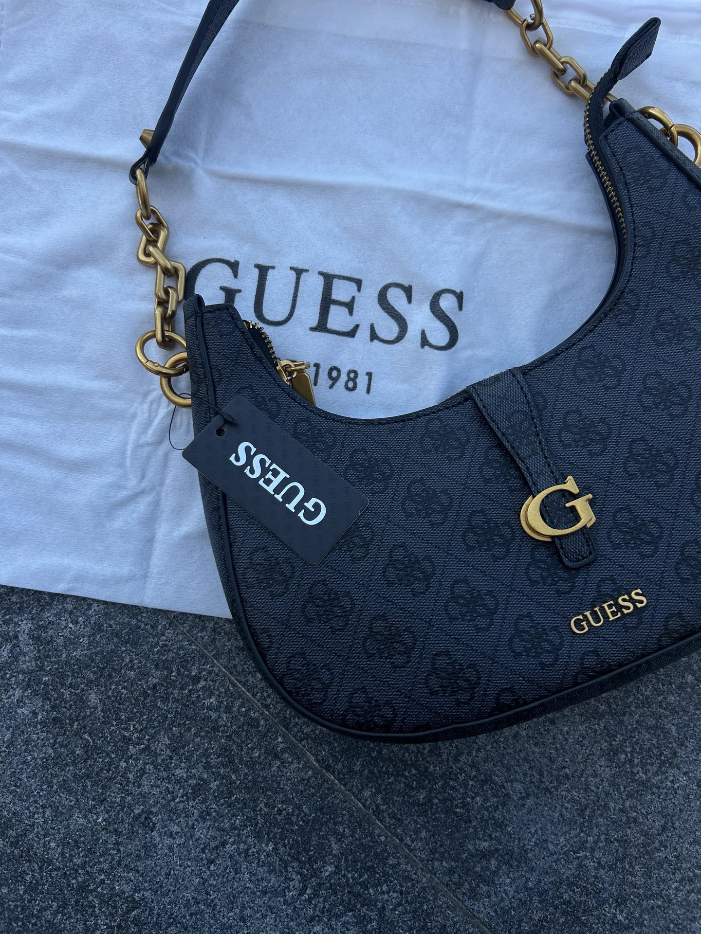женчкая сумка Guess - миниатюра 3