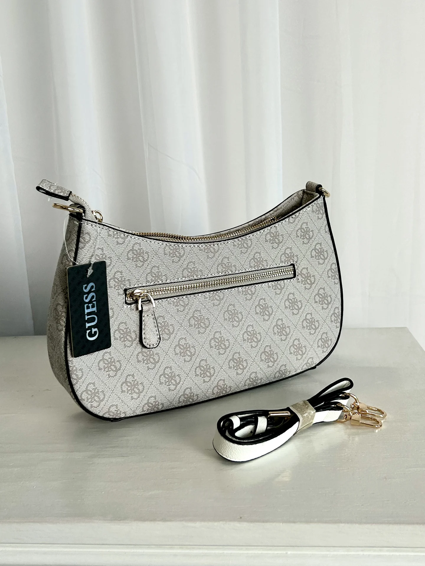 женская сумка Guess - миниатюра 2