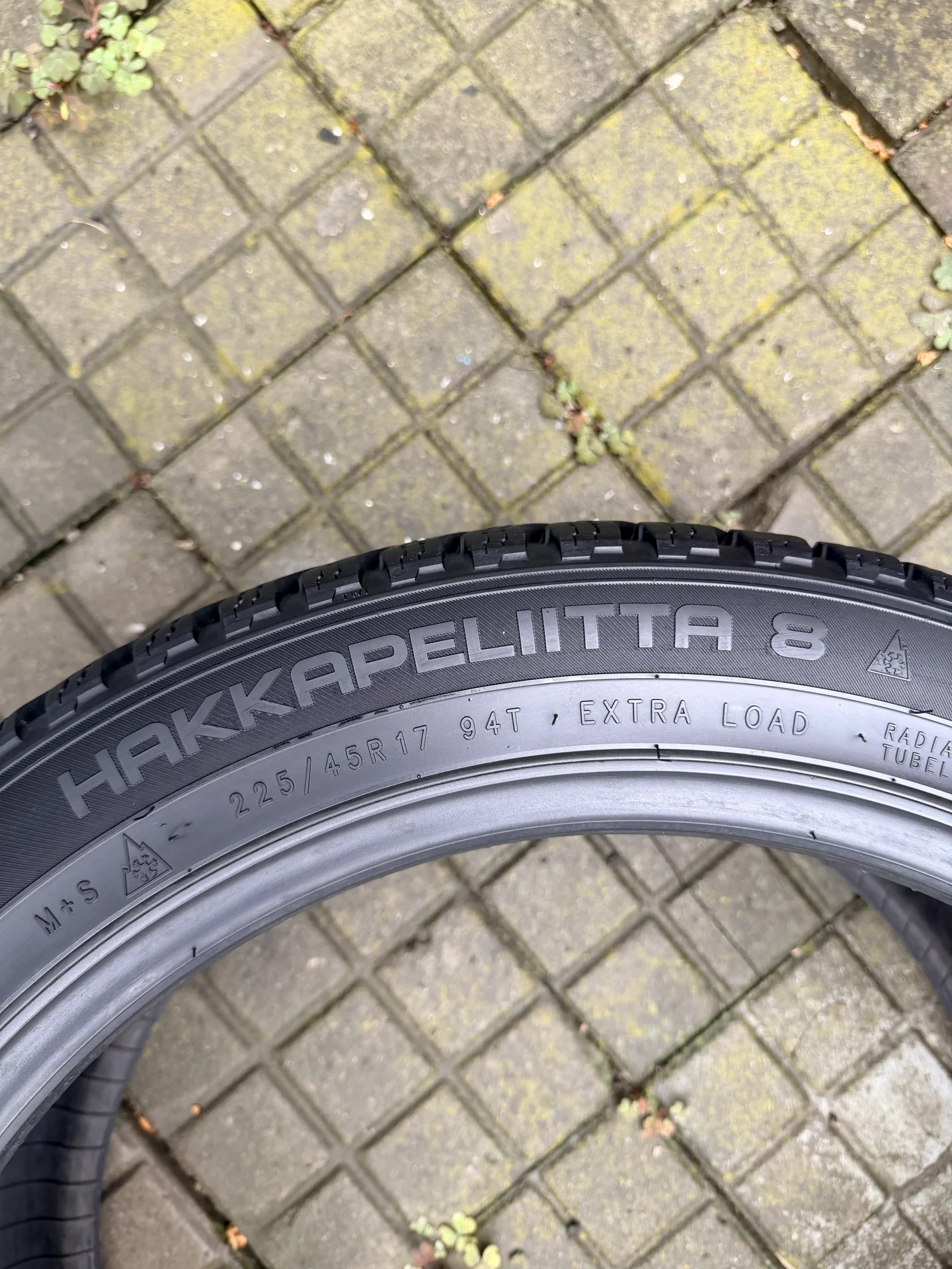 Шины зимние Nokian Hakkapeliitta 8 225/45 R17 - миниатюра 6