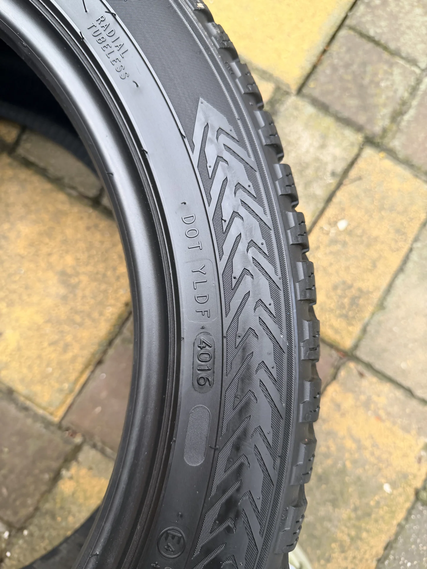 Шины зимние Nokian Hakkapeliitta 8 225/45 R17 - миниатюра 9