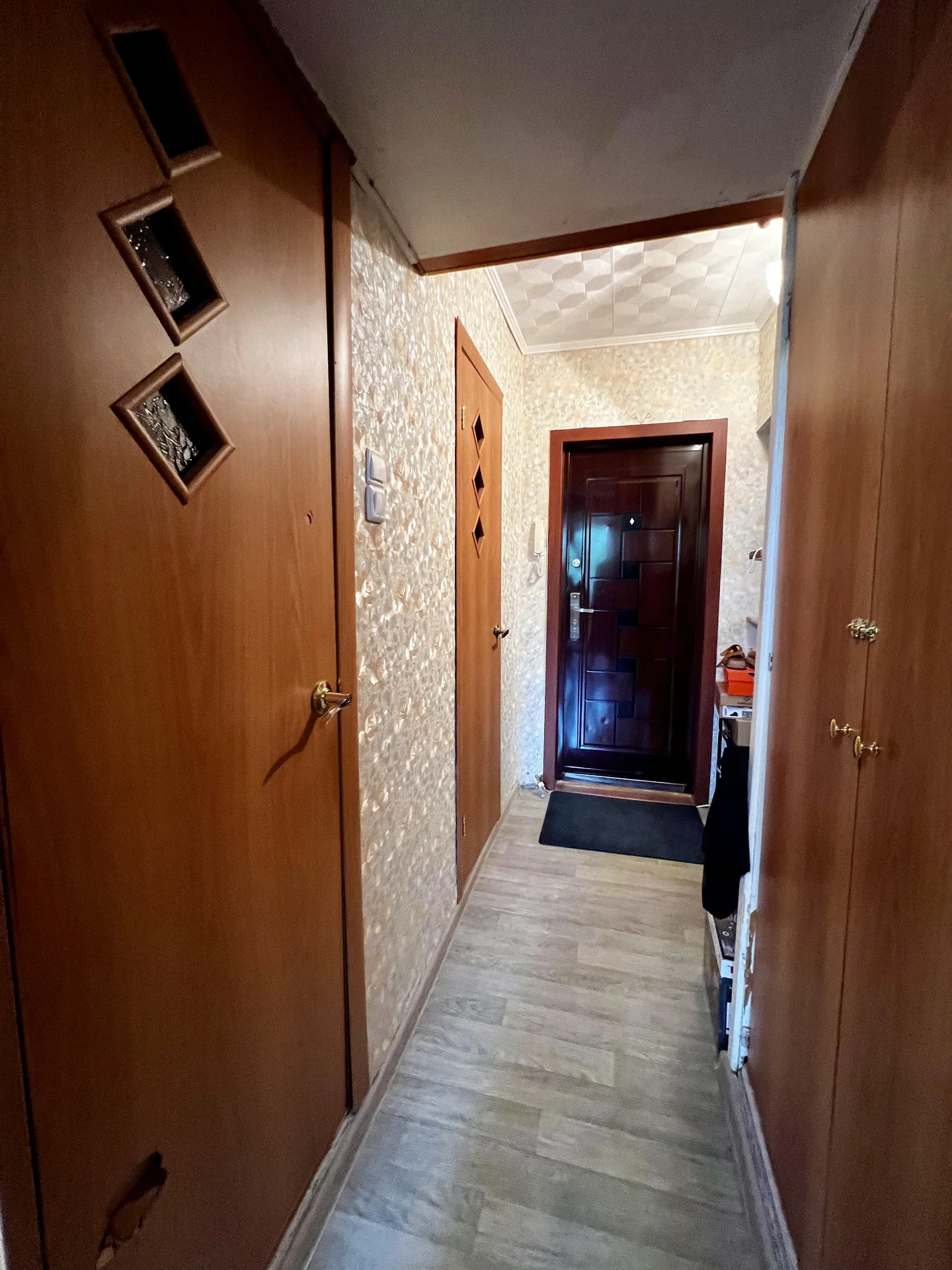 ПРОДАМ ОДНОКОМНАТНУЮ КВАРТИРУ УЛУЧШЕННОЙ ПЛАНИРОВКИ В РАЙОНЕ МАШЗАВОДА. - миниатюра 8