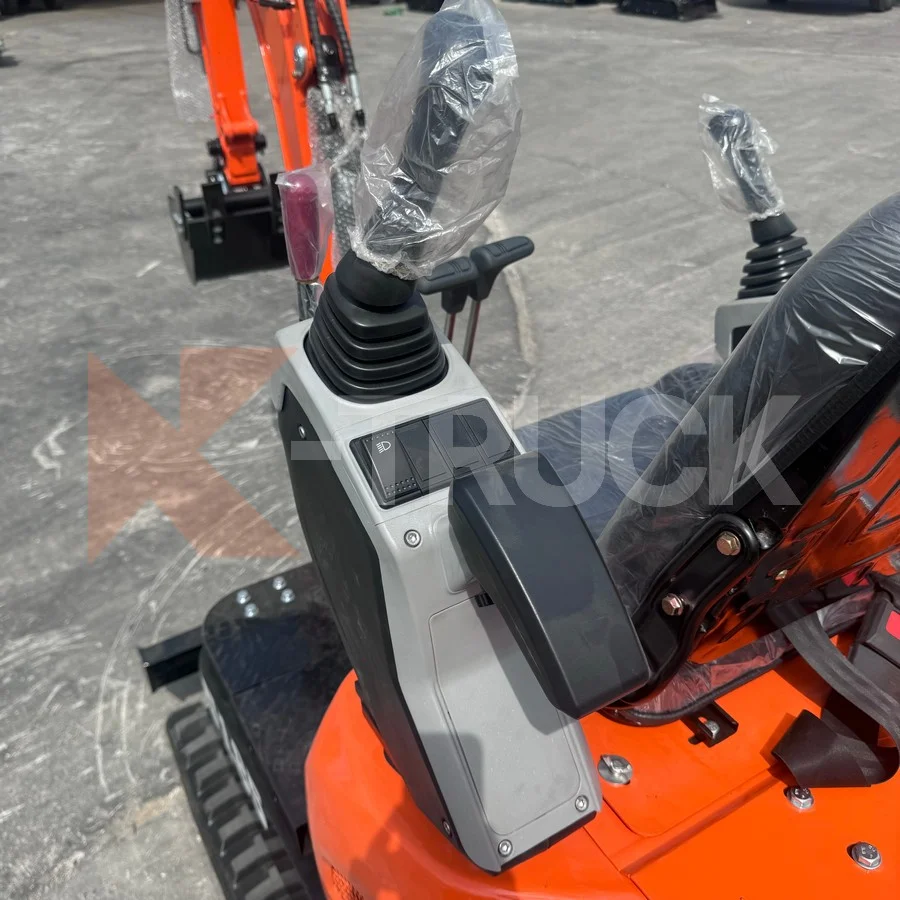 Мини - экскаватор HighTop 17 RUMM - Kubota D902 - миниатюра 8