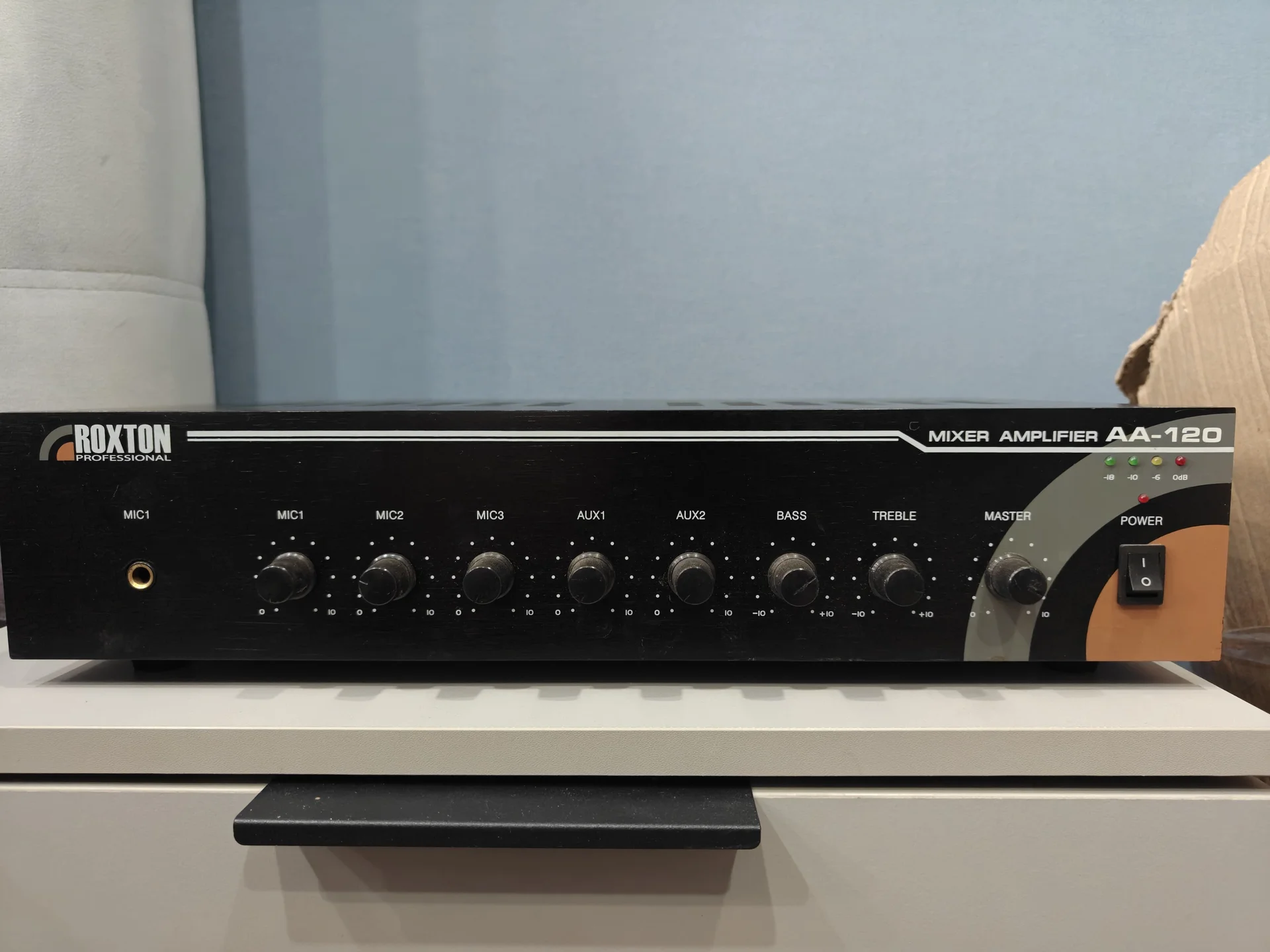 Усилитель Roxton AA120 - изображение 1