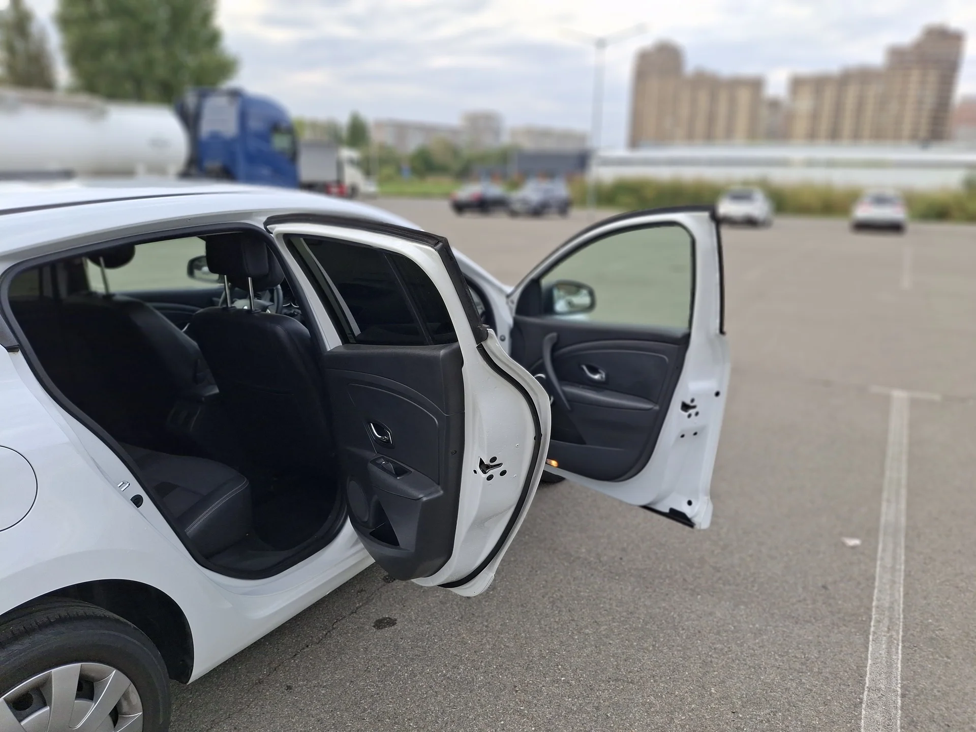 Renault Megane III 2012г 2л. АКПП - миниатюра 18