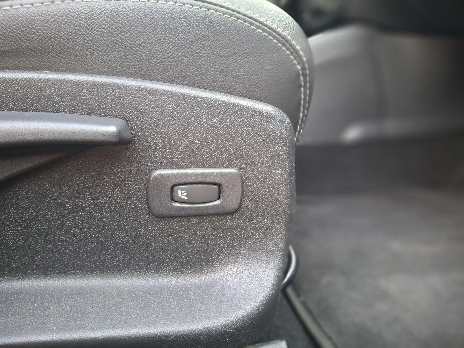 Renault Megane III 2012г 2л. АКПП - миниатюра 36