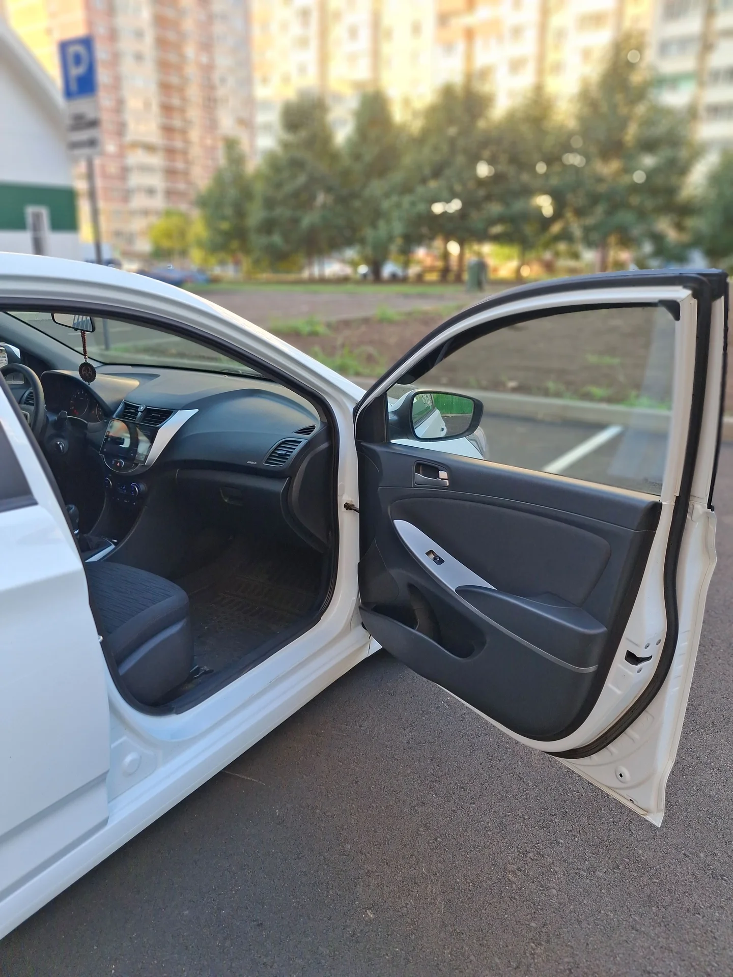 В продаже Hyundai Solaris SuperSeries 2016г - миниатюра 15