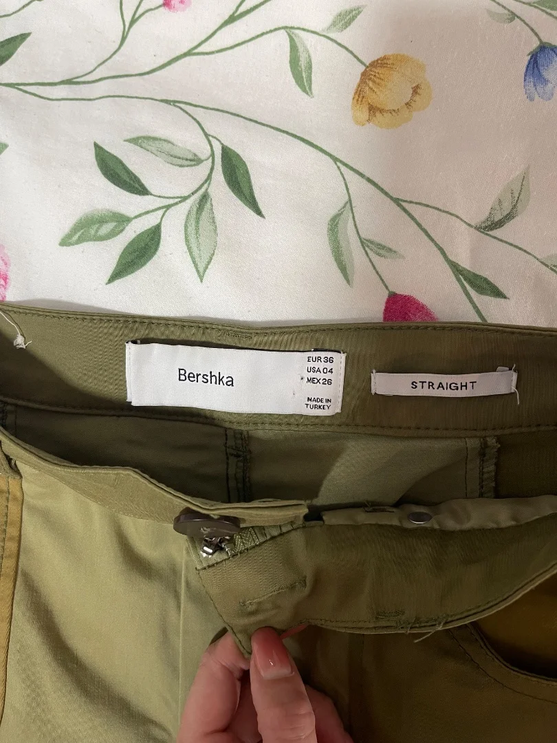 Штаны Bershka - миниатюра 2