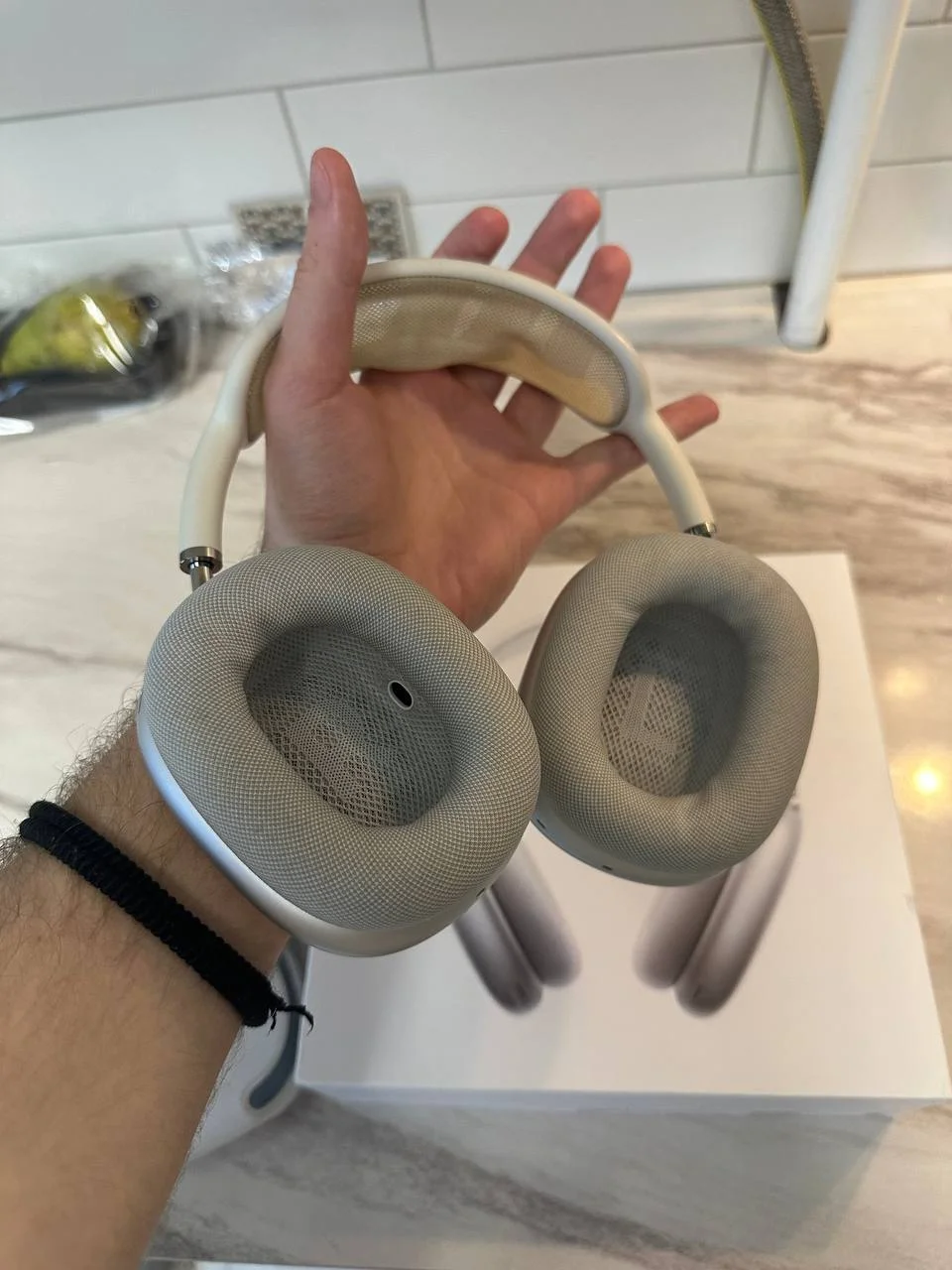AirPods Max lightning 1 поколения - миниатюра 2