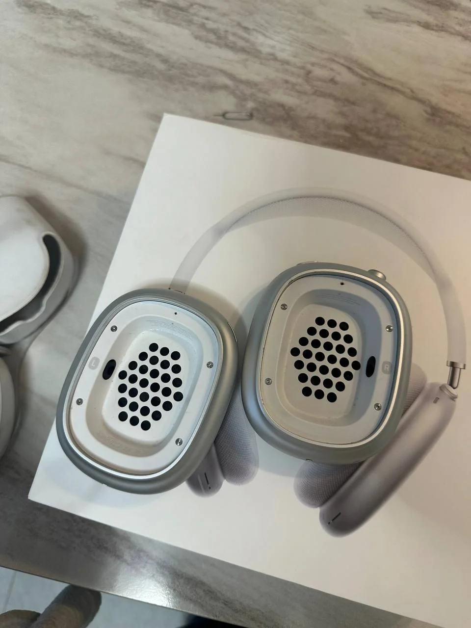 AirPods Max lightning 1 поколения - миниатюра 4