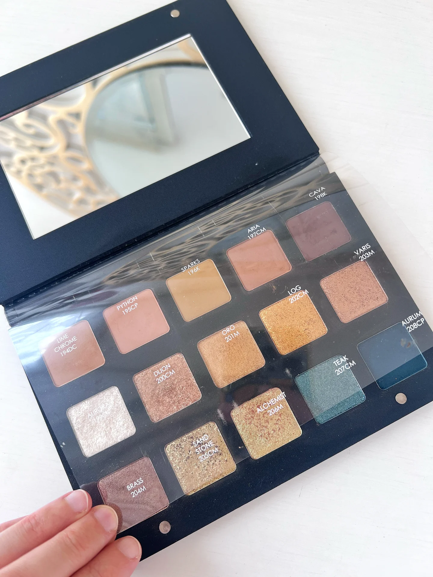 Палетка теней: Natasha Denona - Gold Palette - миниатюра 2