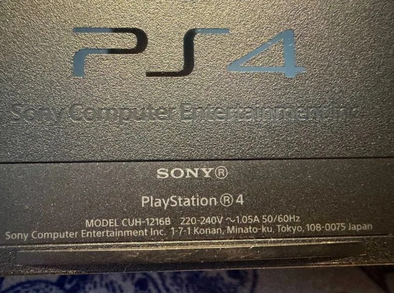 Приставка Playstation 4 - миниатюра 3
