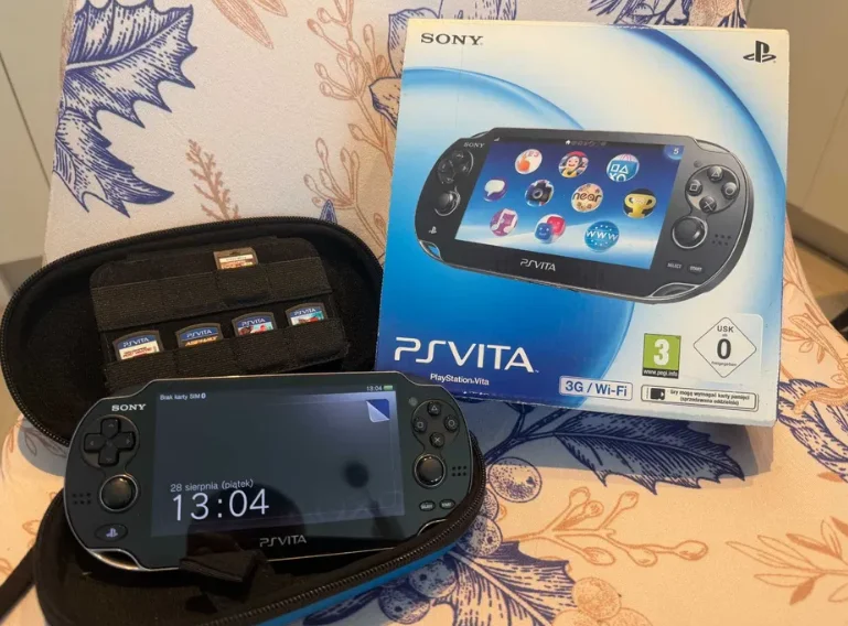 Приставка Sony Playstation Vita - миниатюра 3