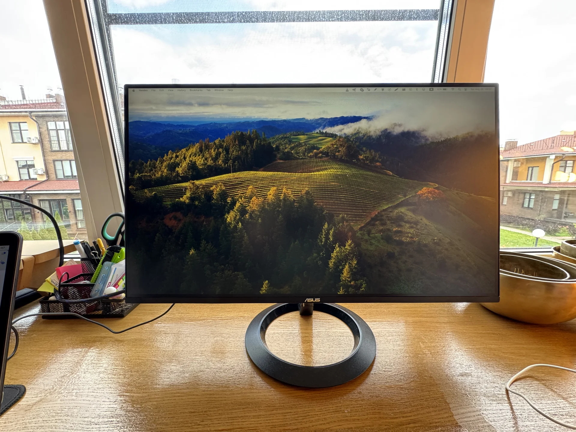 Монитор Asus VZ24EHE - миниатюра 4