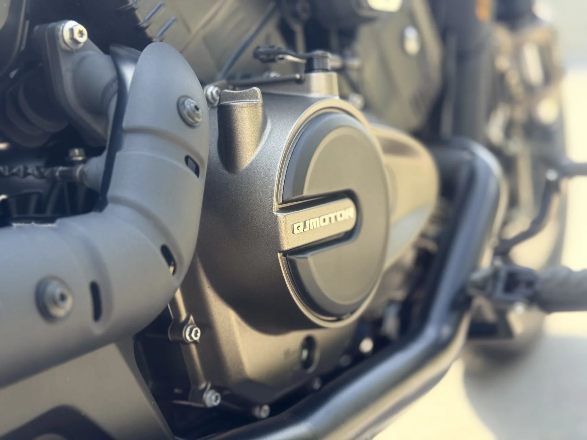 QJMOTOR SRV600V 2025 год - миниатюра 7