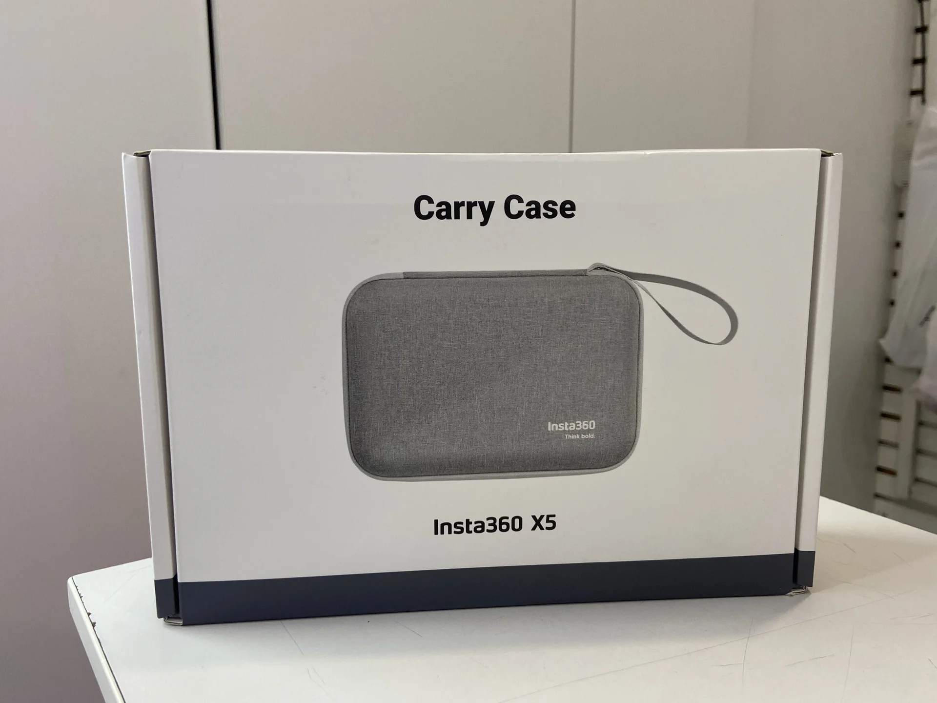Фирменный кейс Insta360 X5 Carry Case - изображение 1