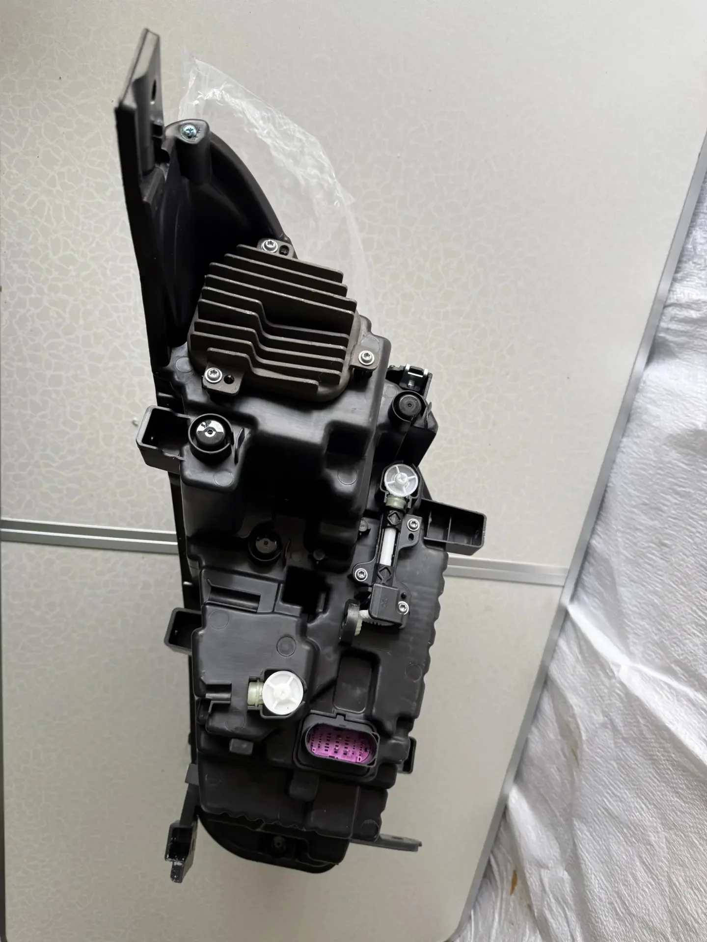 Фары для Geely Coolray 7051048500/7051048400 - миниатюра 5