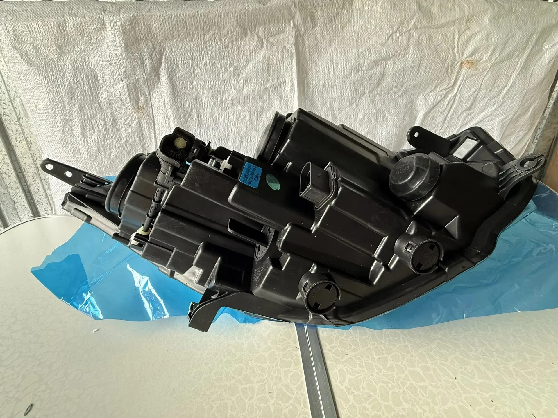 Фары Chery Tiggo 4 Pro 605000628AA/605000629AA - миниатюра 6