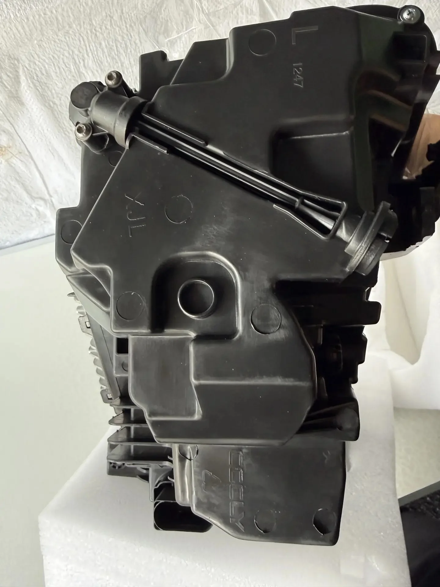 Фары для Geely Monjaro 7051047400/7051047300 - миниатюра 9