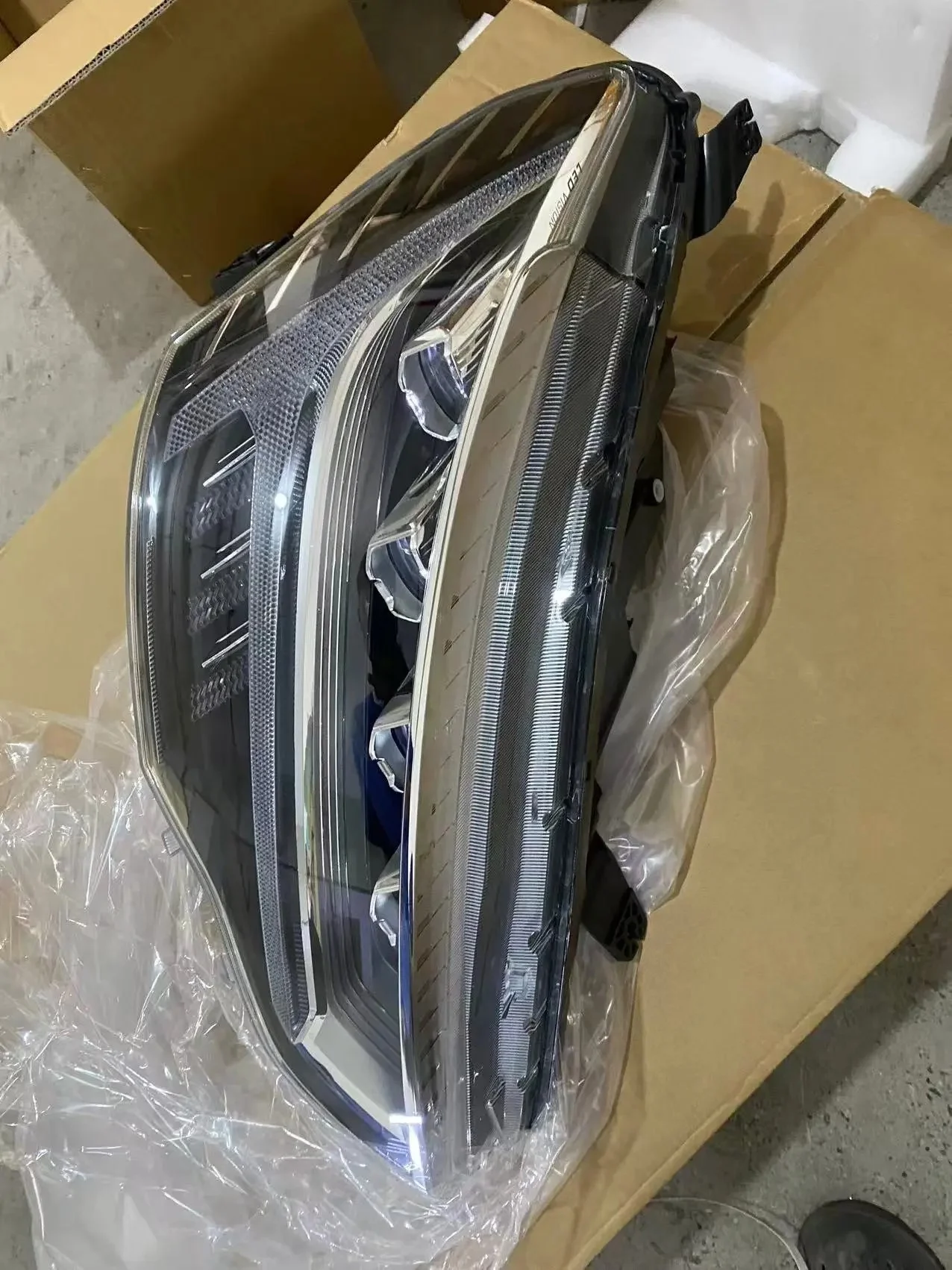Фары Haval Jolion 4121104XSTO1A/4121105XST01A - миниатюра 3
