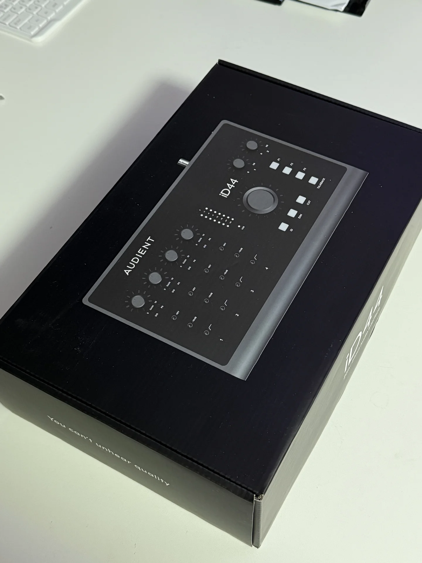 Аудиокарта Audient iD44 mkii - изображение 1