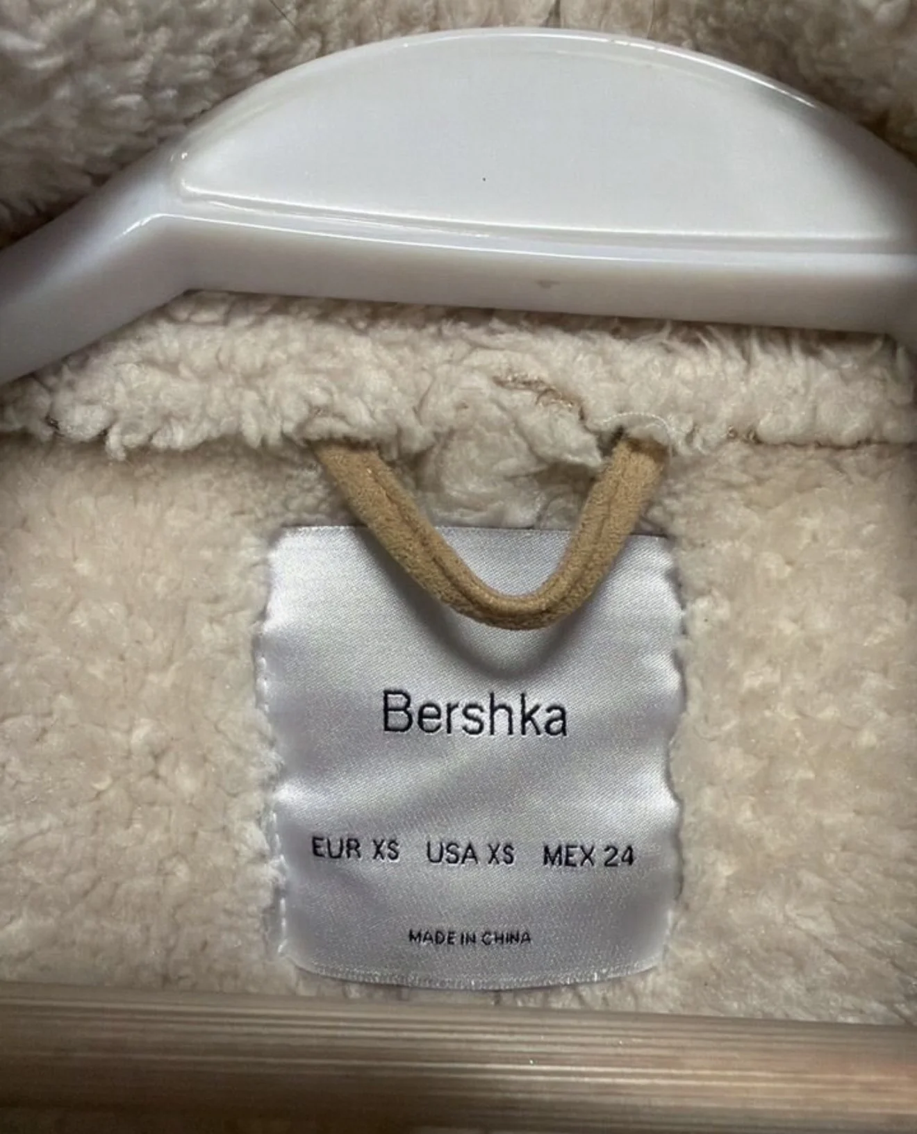 Дубленка Bershka - миниатюра 2