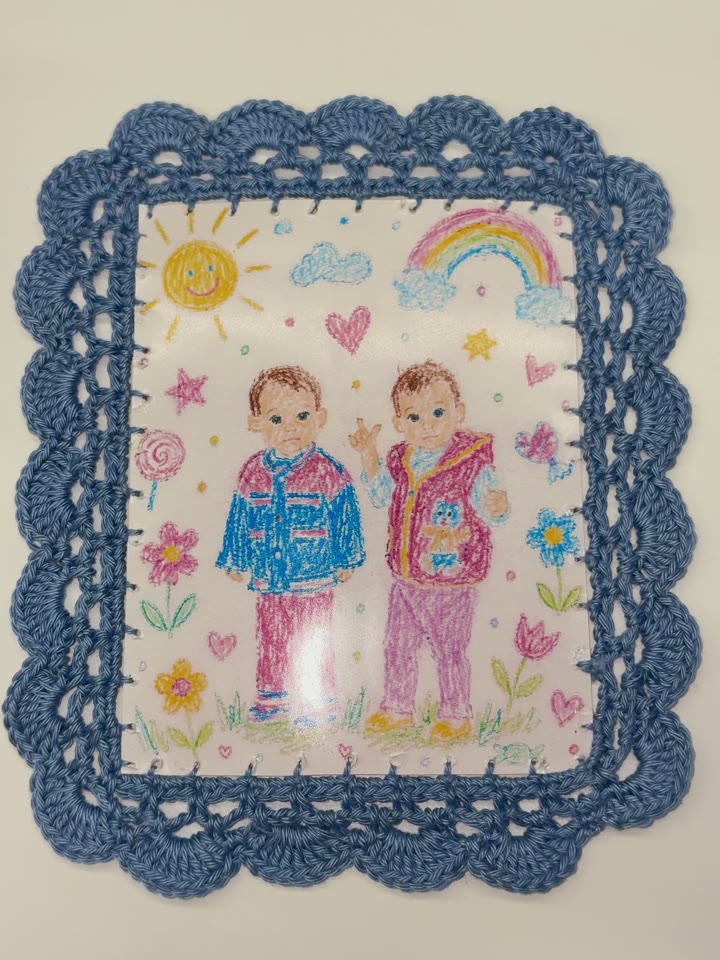Фоторамка крючком на заказ 🖼️🧶 - видео 3