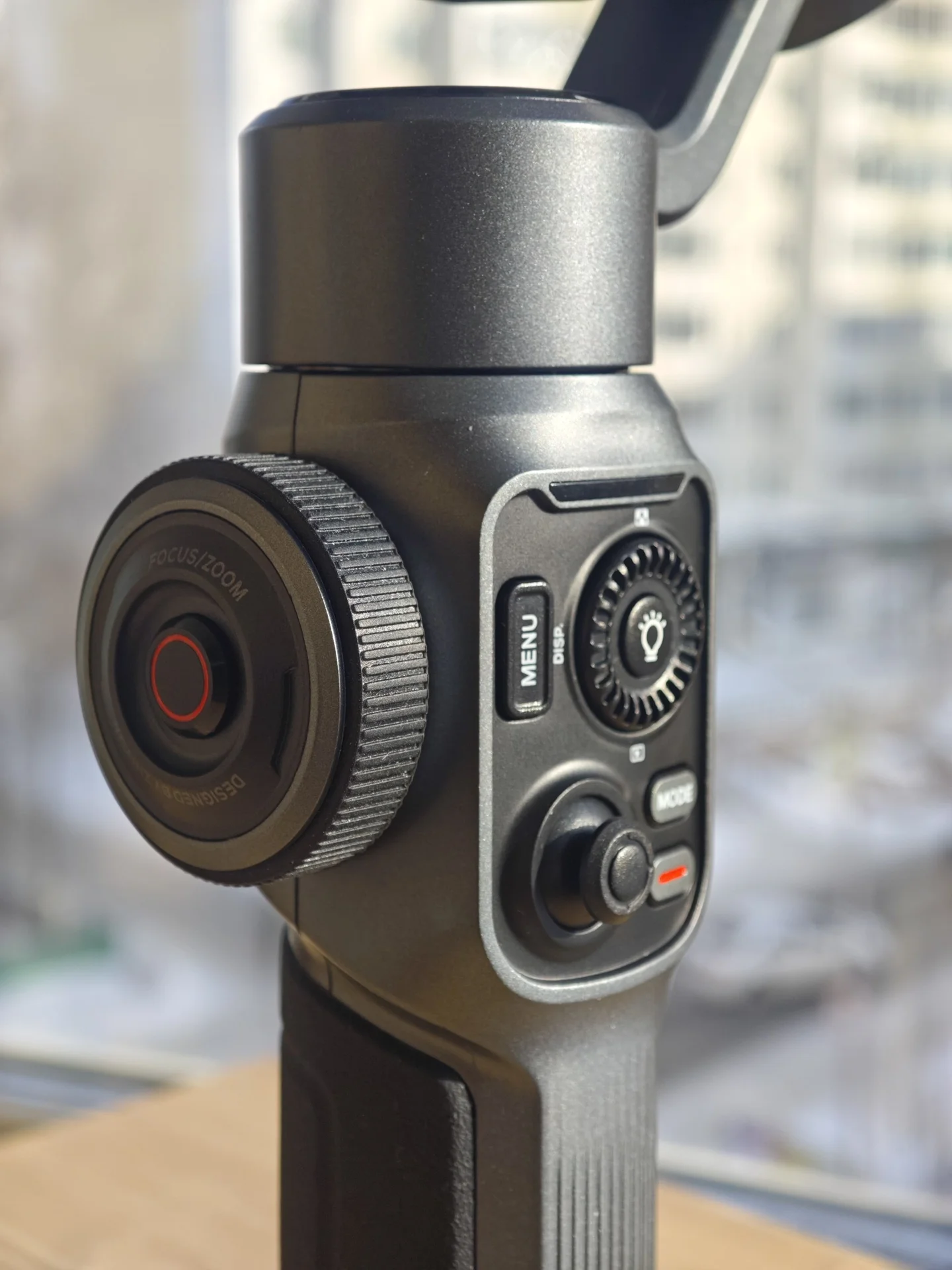 Трехосевой стабилизатор Zhiyun Smooth 5 - миниатюра 2