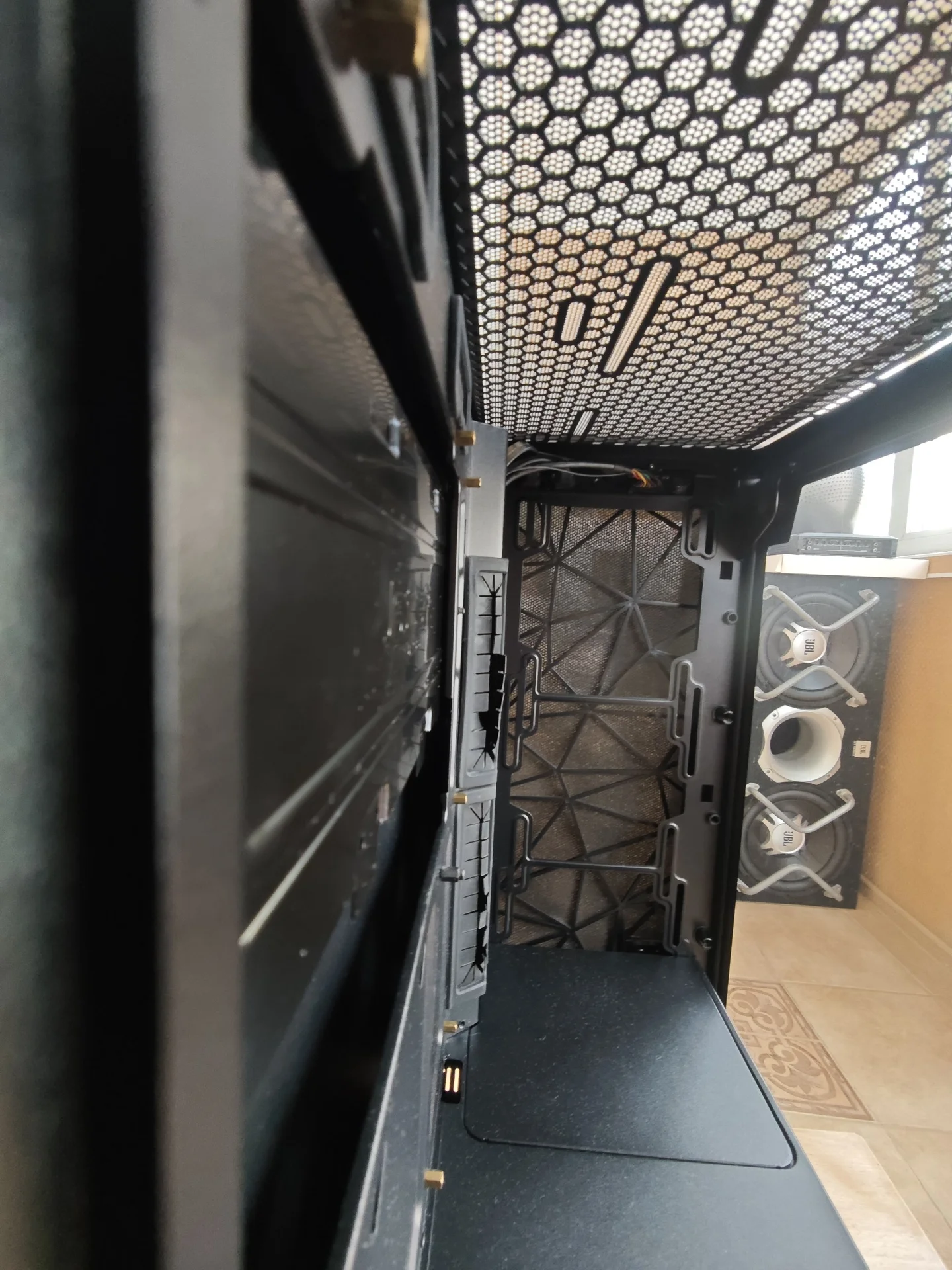 Корпус Fractal Meshify C - миниатюра 5