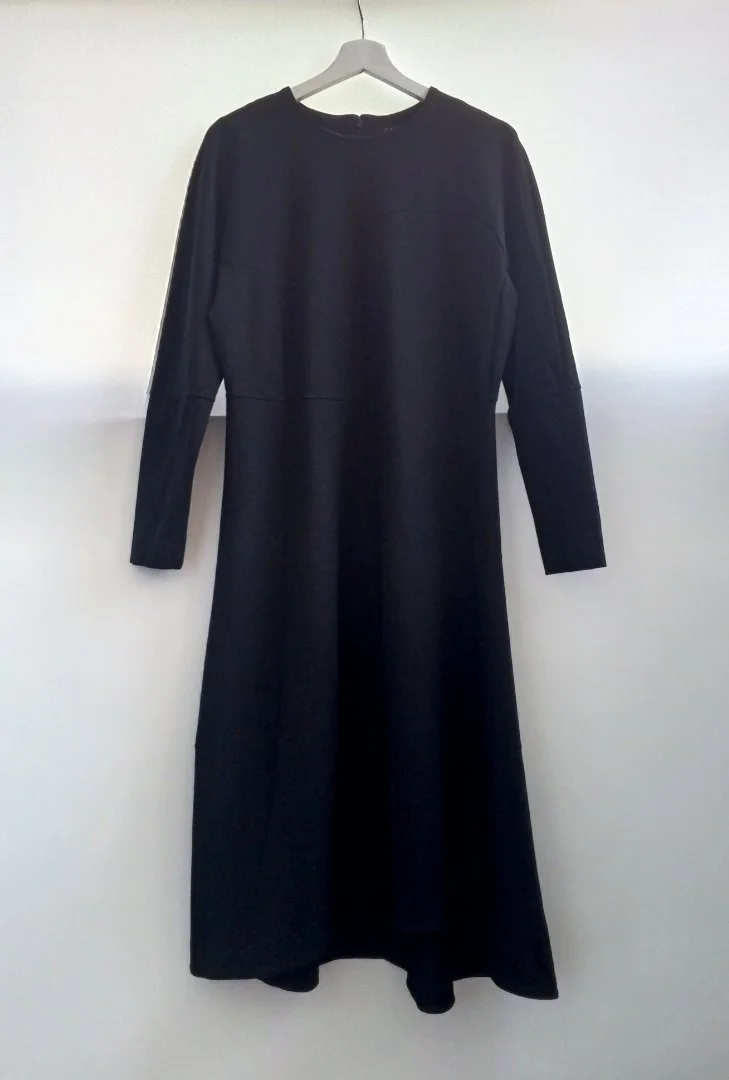 COS платье. 70% rayon - изображение 1