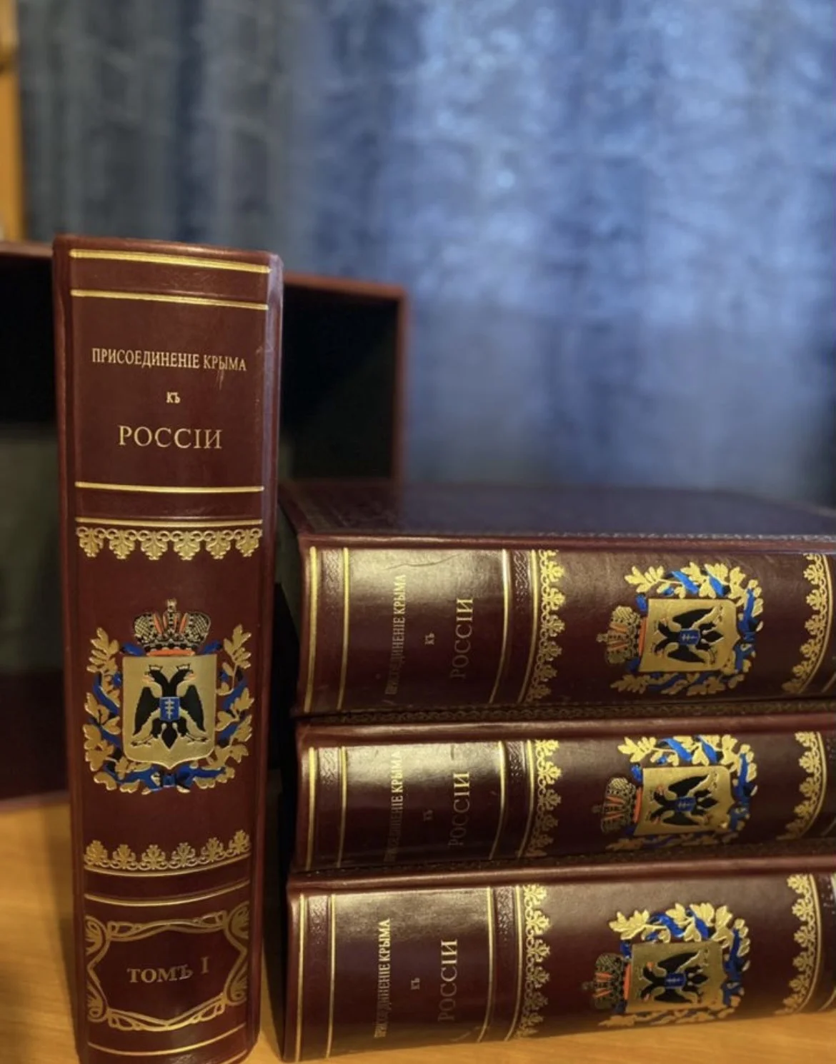 Коллекционное издание «Присоединение Крыма к Росси - миниатюра 4