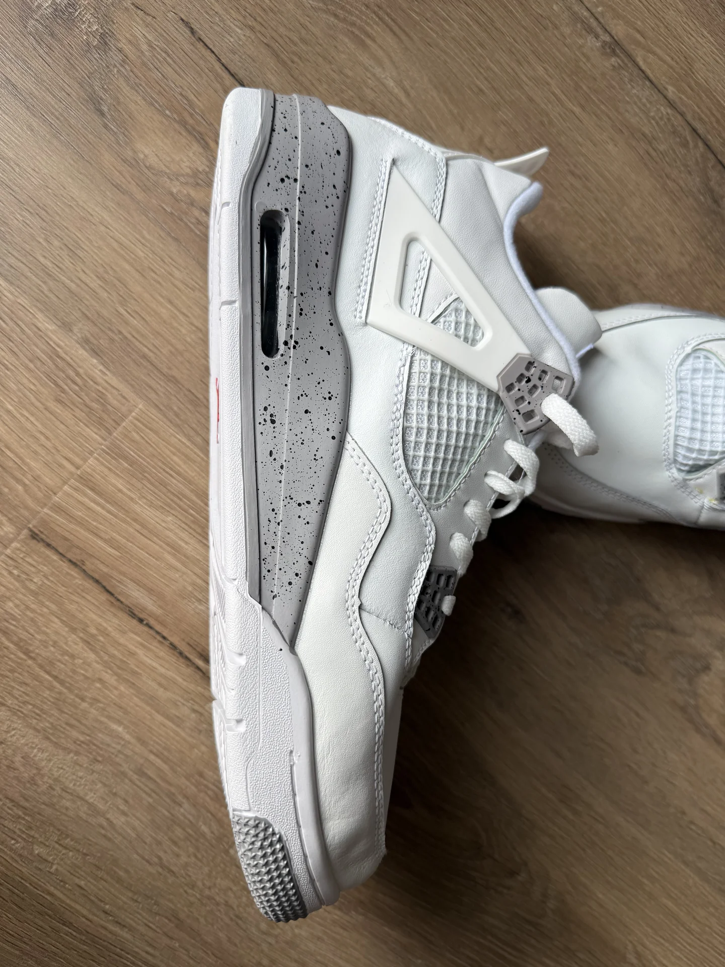Кроссовки Nike Air Jordan 4 retro 45 размер - миниатюра 2