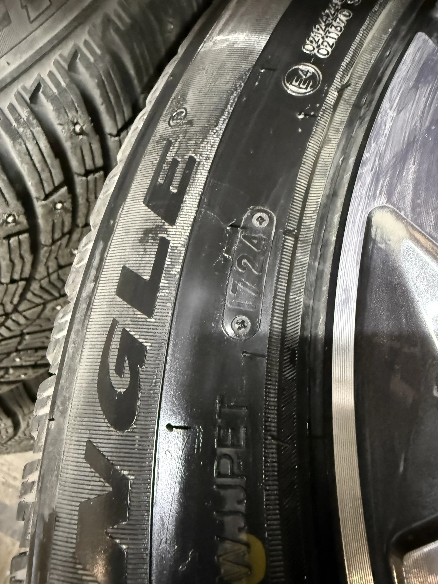 Зимние шины Triangle 235/55 R19 - миниатюра 3