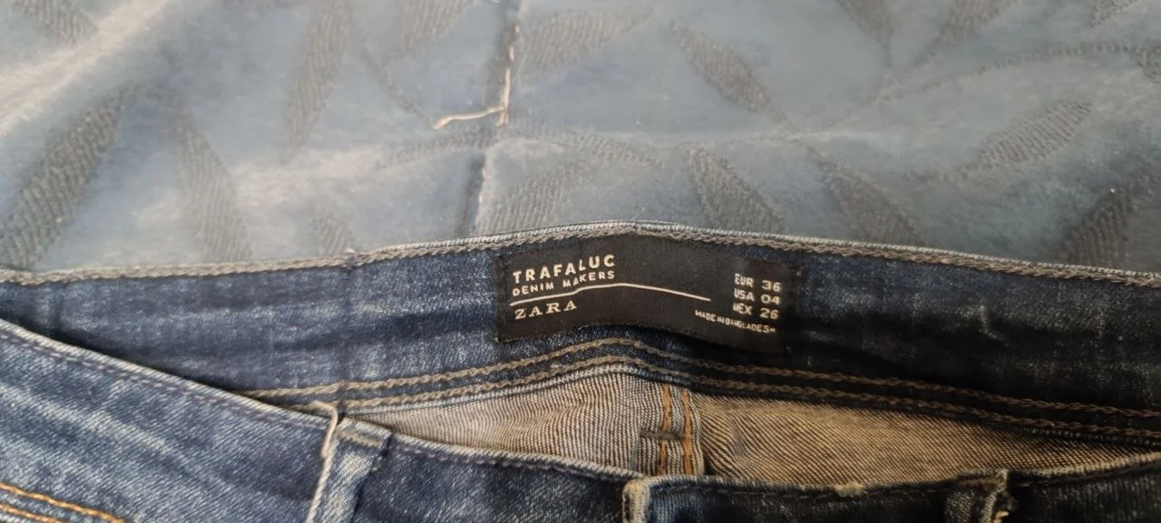 Джинсы Zara женские - миниатюра 4