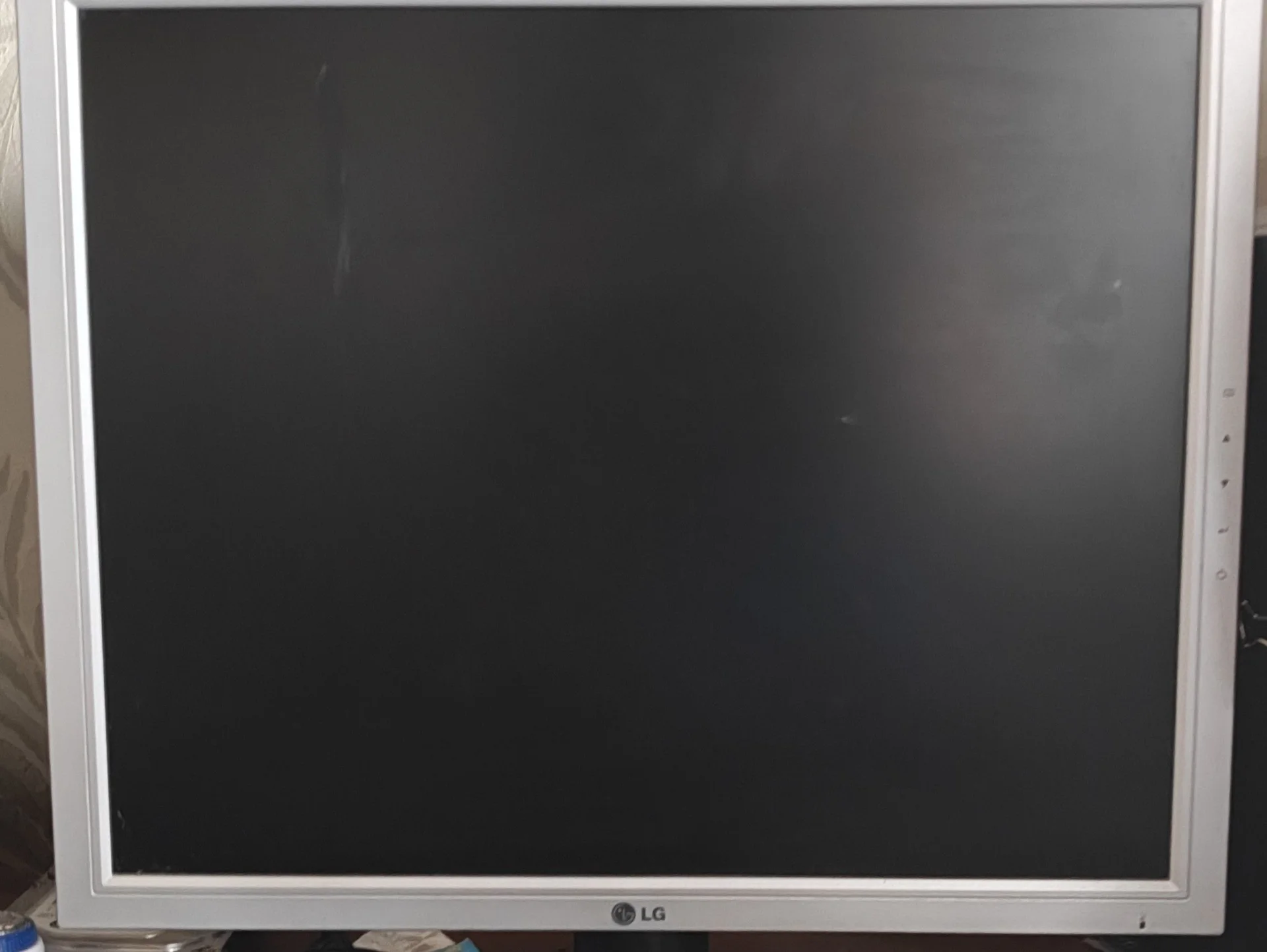 Lg flatron L1918S-SN - миниатюра 2