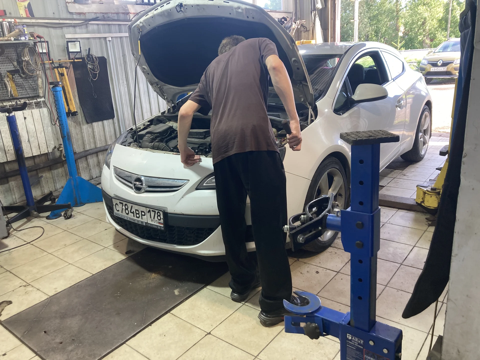 автослесарь - изображение 1