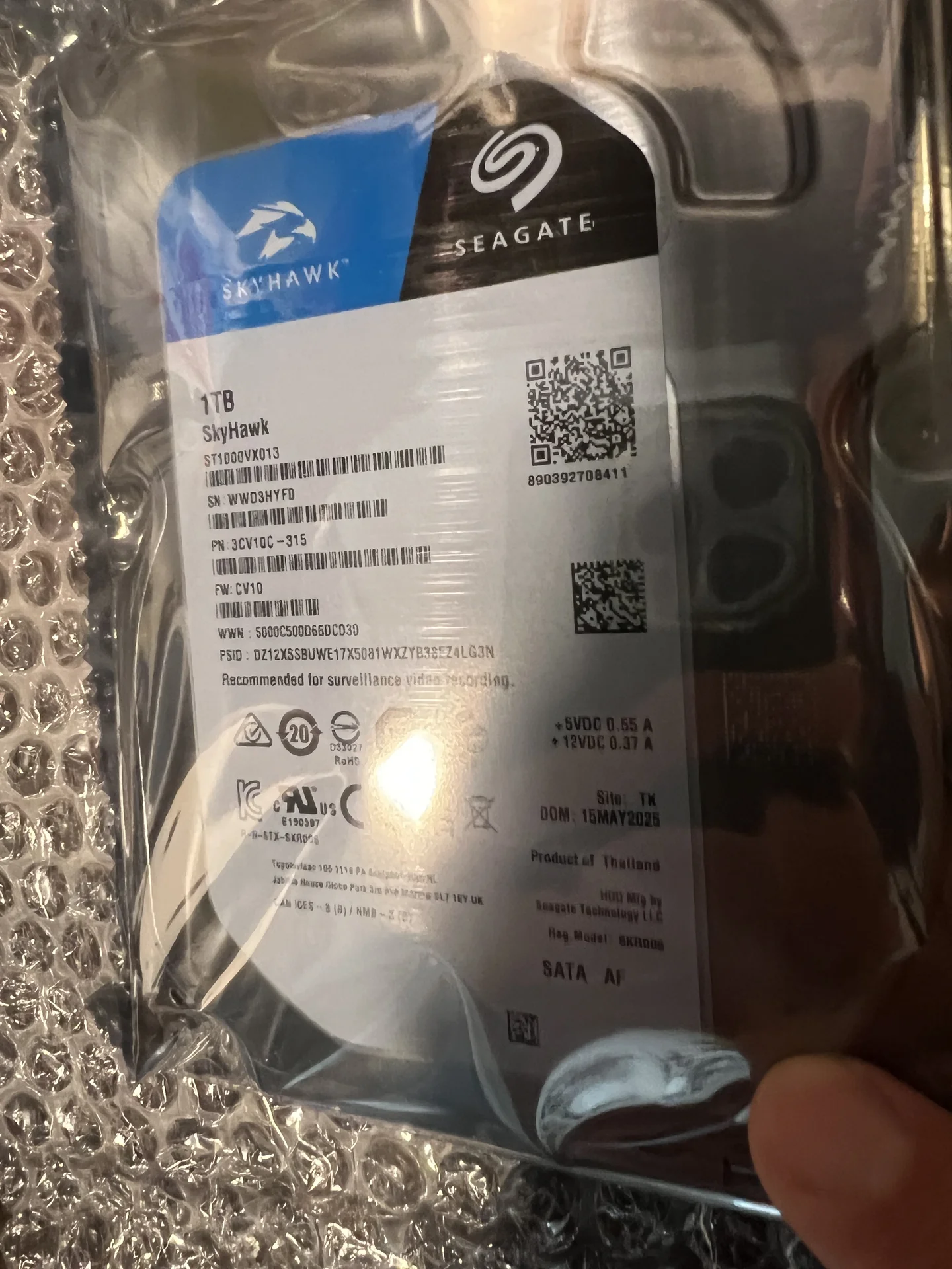 Жесткий диск Seagate Skyhawk 1 tb ST1000VX013 - миниатюра 3