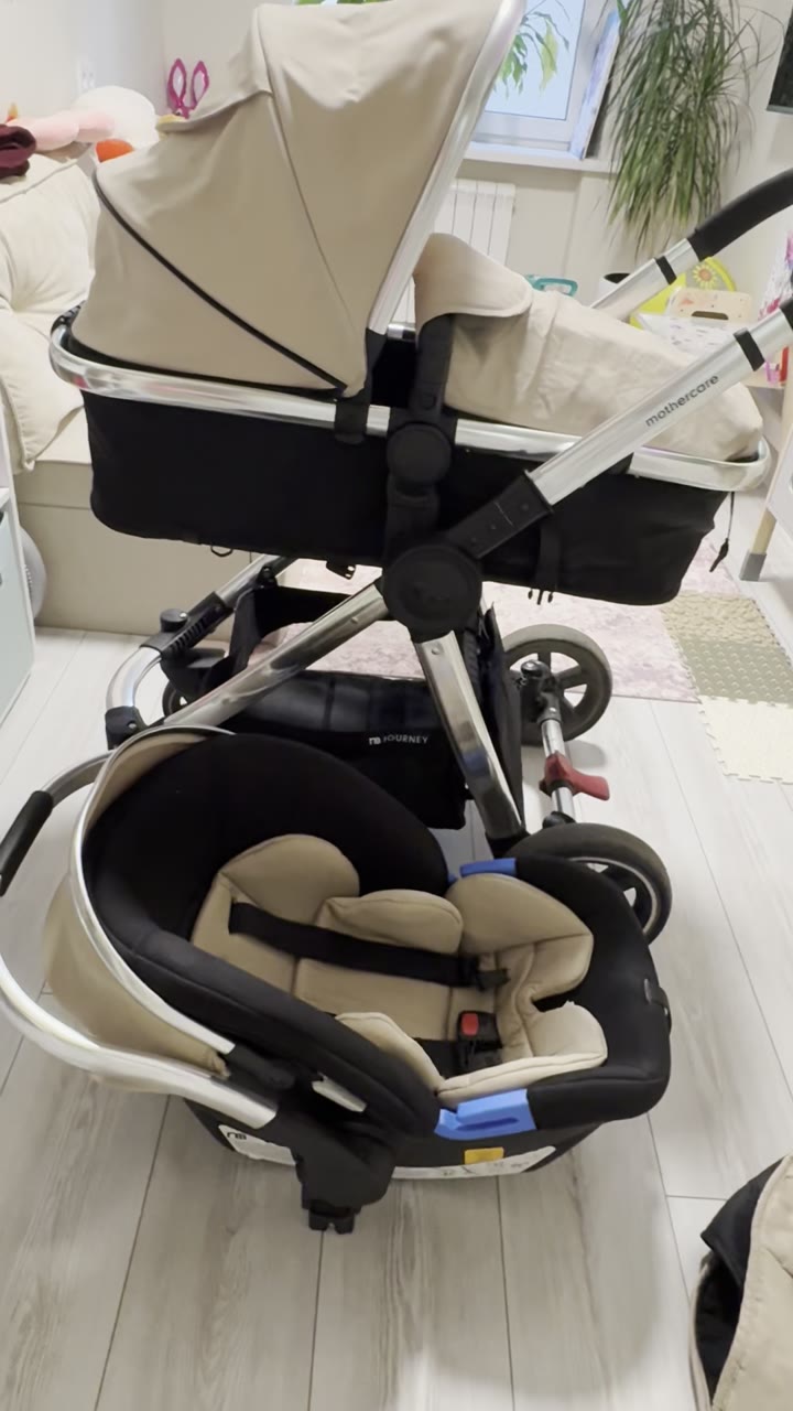 Детская коляска 3в1 Mothercare - видео 8
