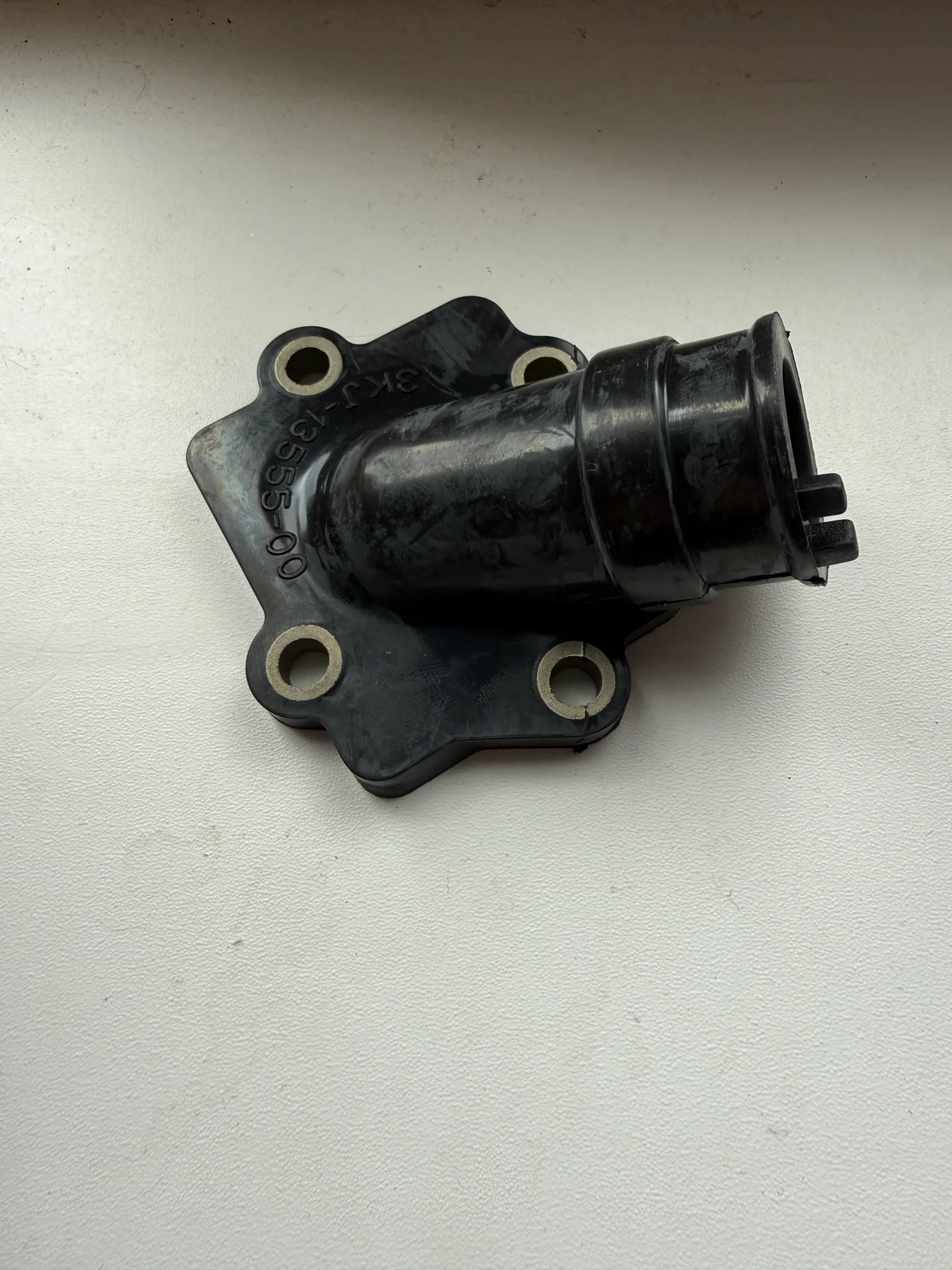 Впускной коллектор карбюратора 3KJ-13555-00 - миниатюра 3