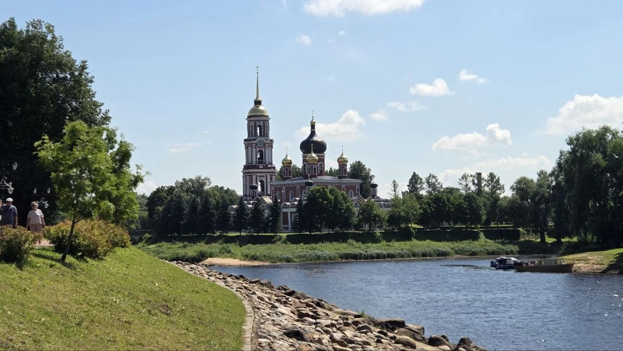 Ровный участок в тихом месте, в 5 минутах от цивилизации - миниатюра 4