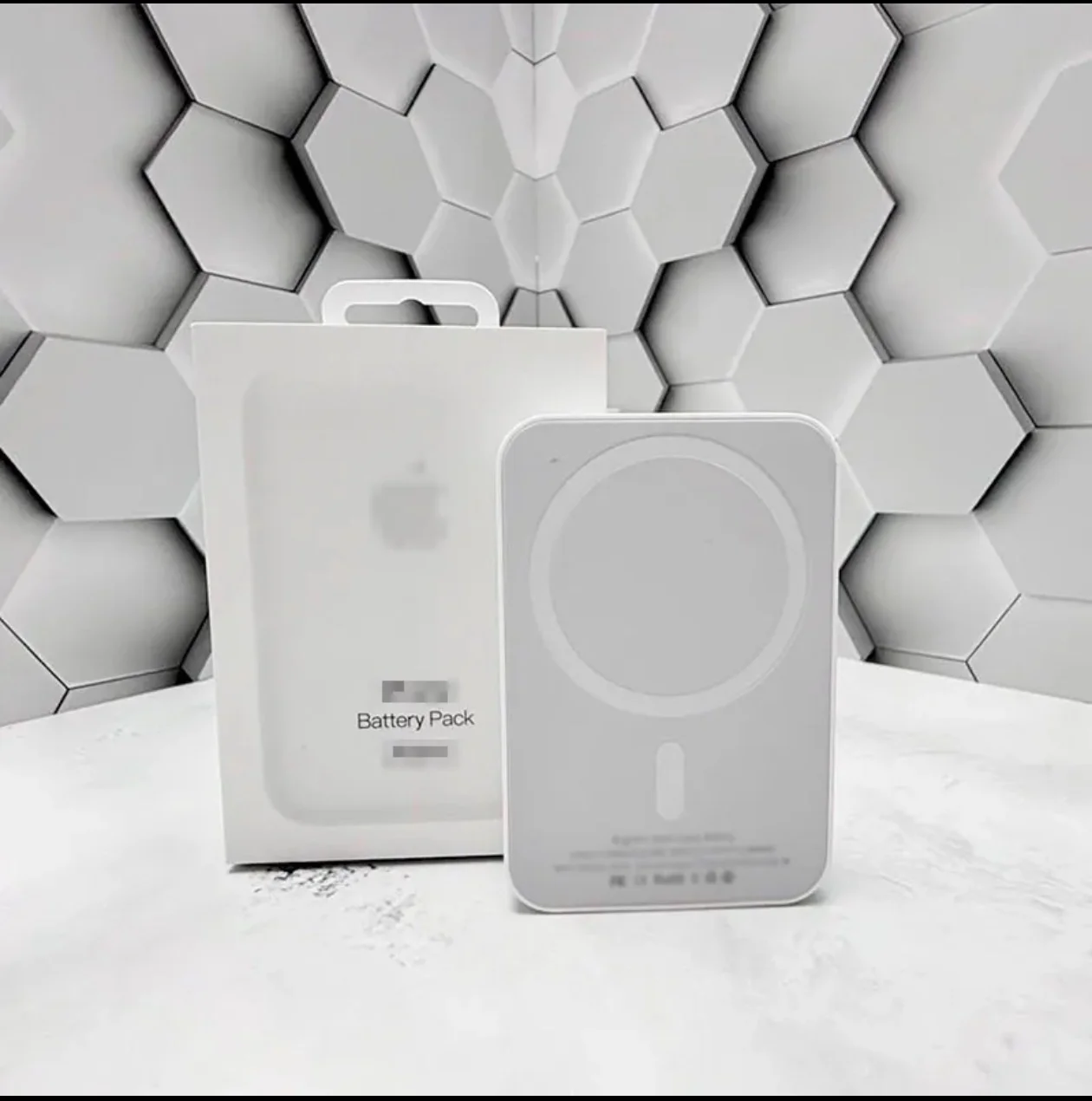 Apple MagSafe Battery Pack бесплатно - изображение 1