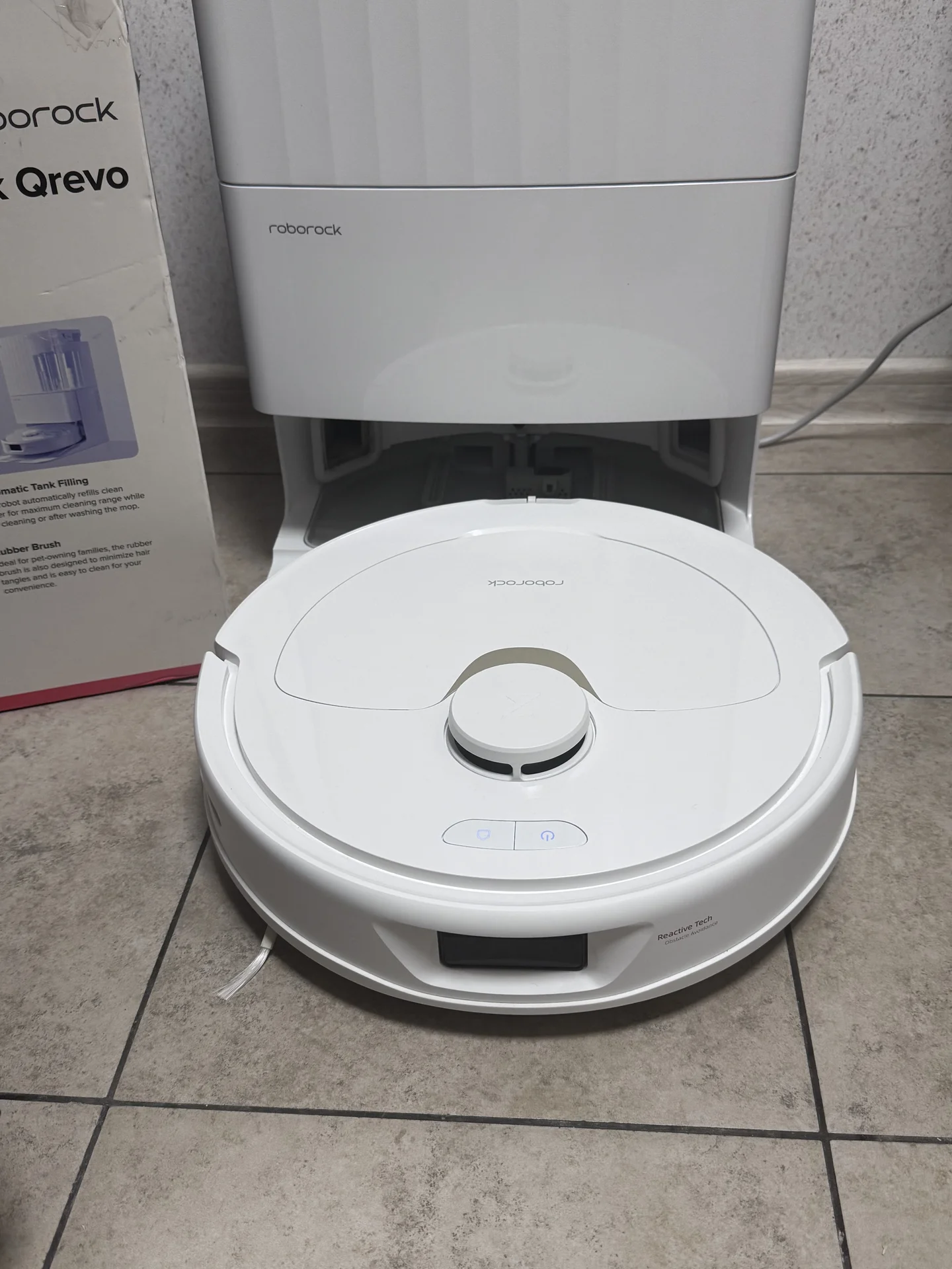 Робот пылесос Roborock Qrevo 46 часов - миниатюра 2
