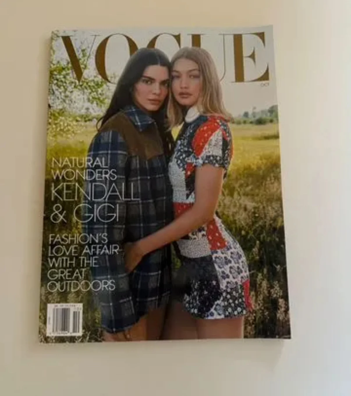 Vogue Kendall Jenner & Gigi Hadid - изображение 1