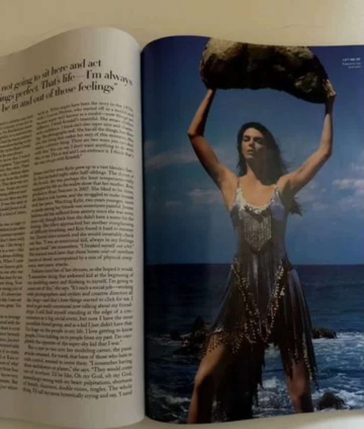 Журнал vogue Kendall jenner - миниатюра 4