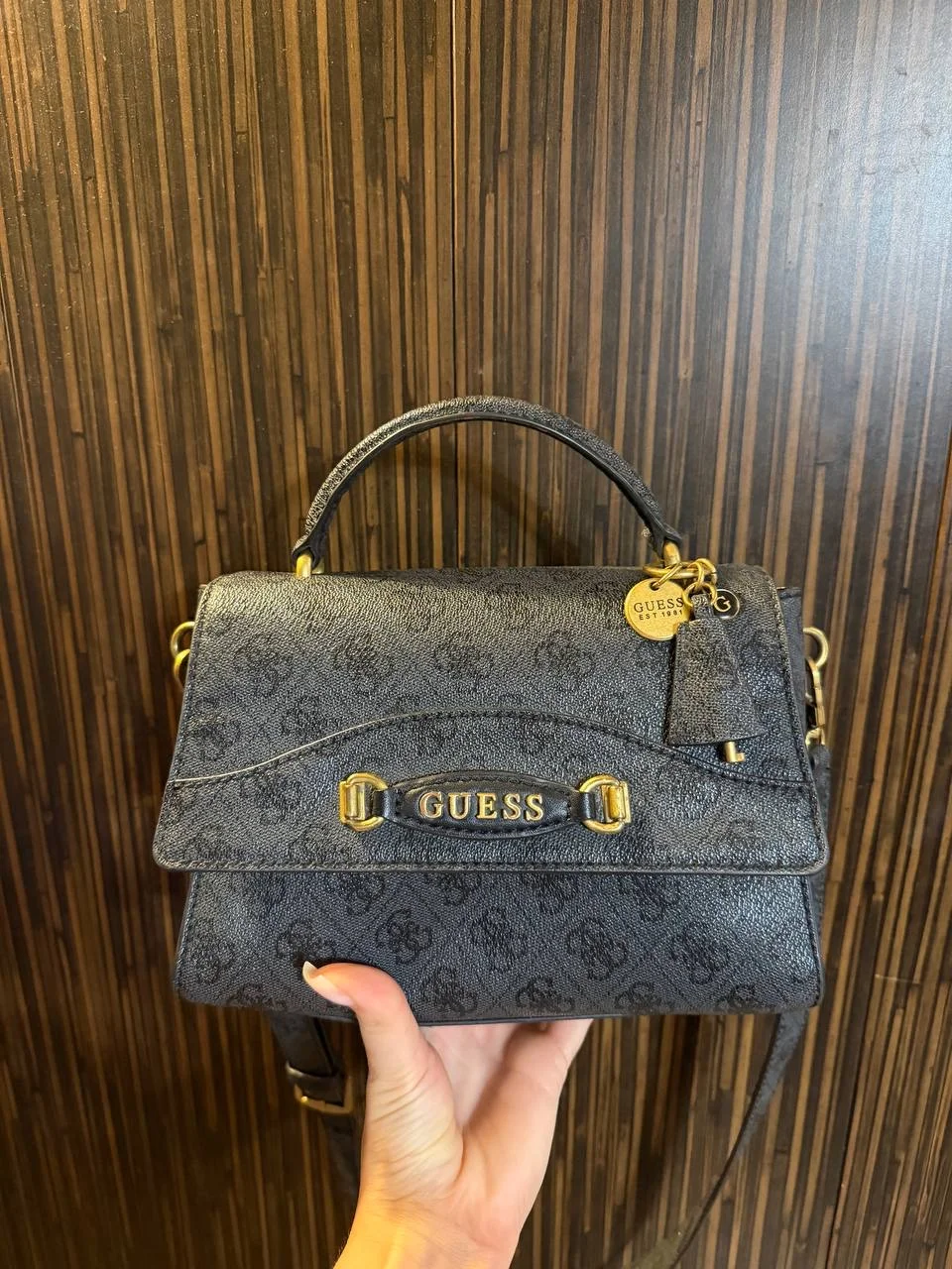 Женская сумка Guess - изображение 1