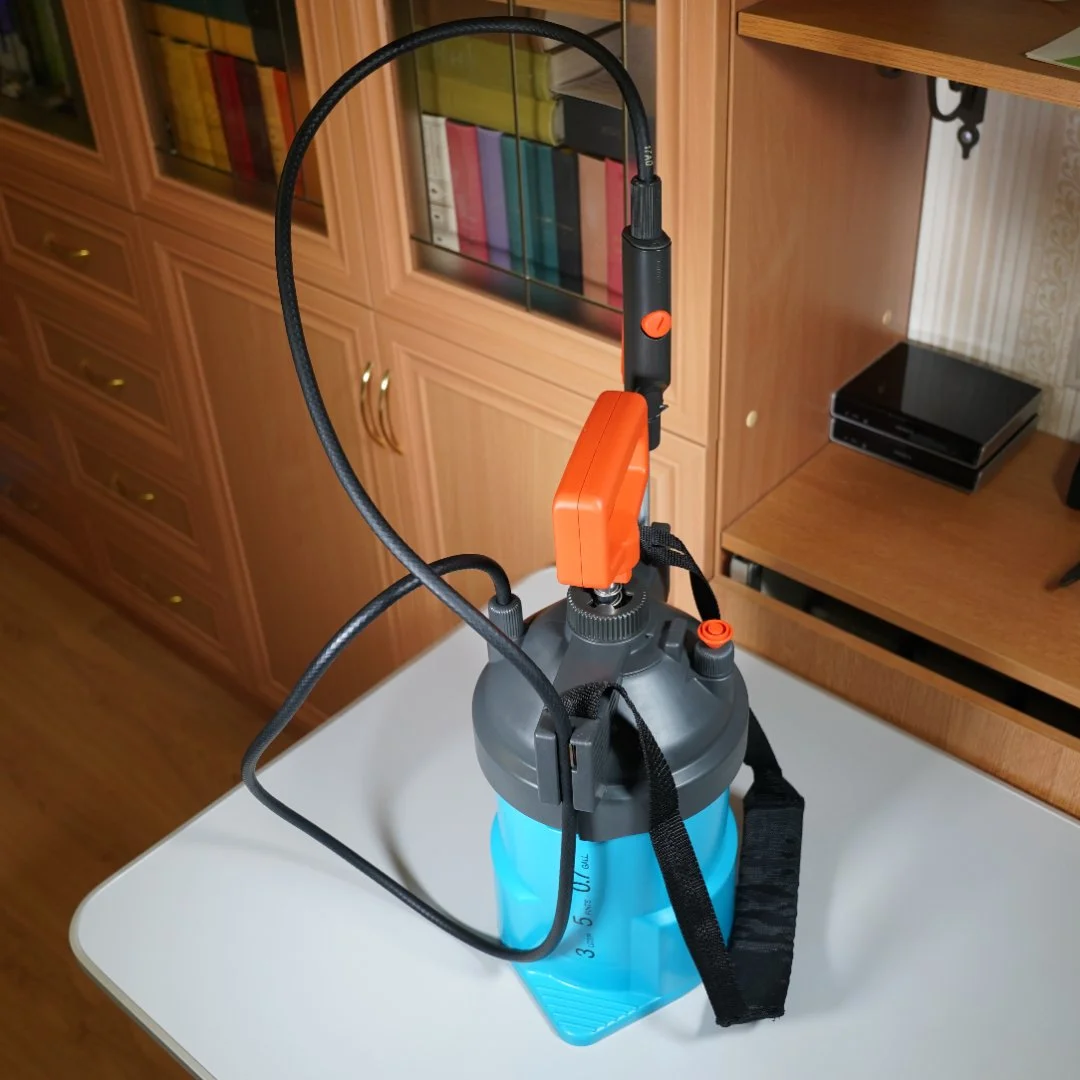 Опрыскиватель садовый помповый Gardena Comfort 3 л - миниатюра 4